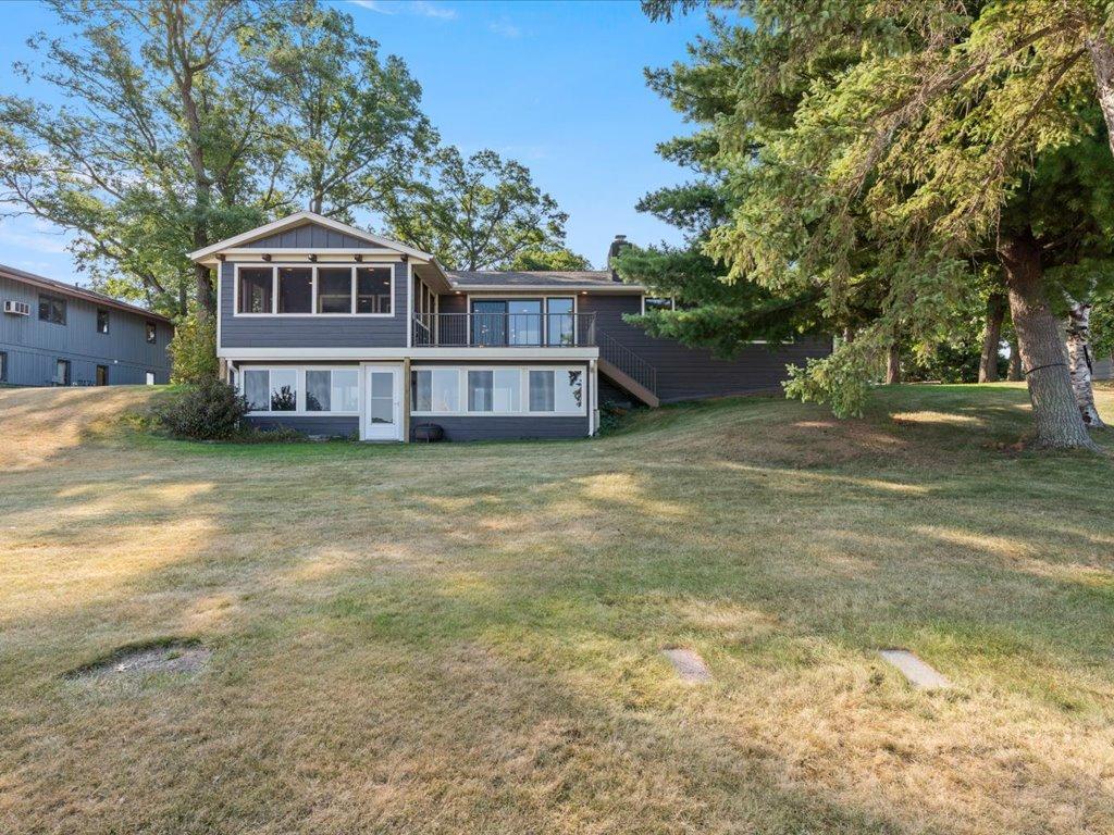 13607 Maplewood Drive Property Photo 2