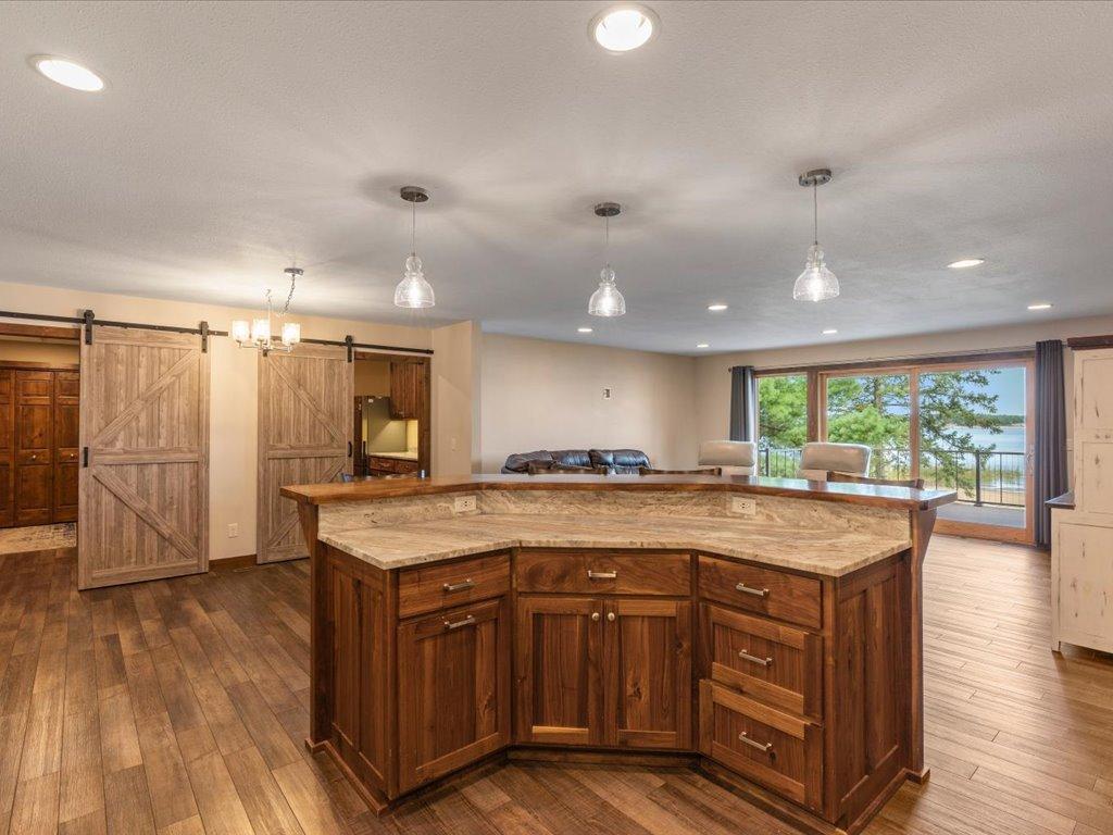 13607 Maplewood Drive Property Photo 10