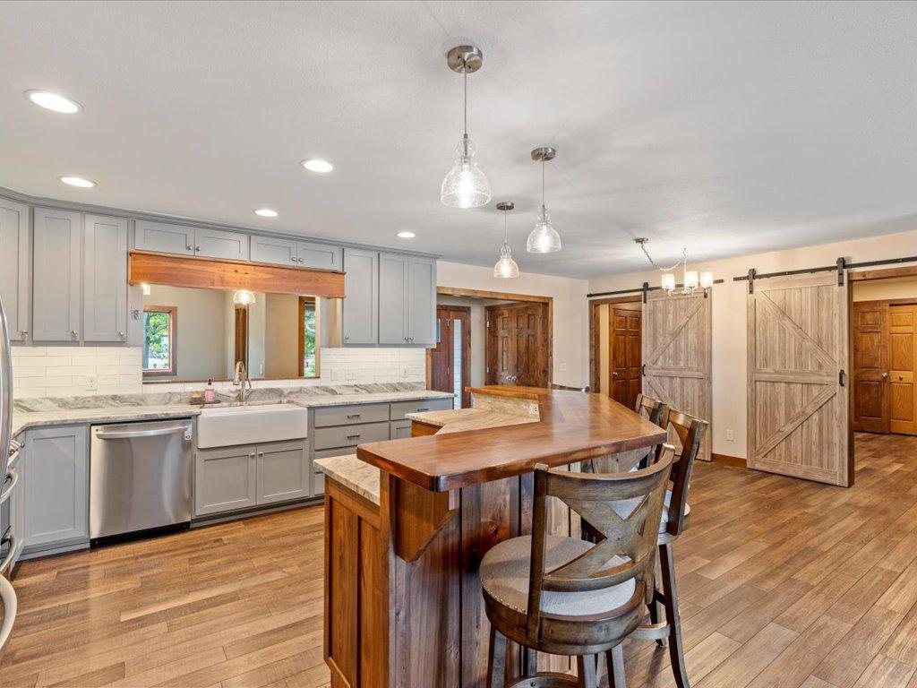 13607 Maplewood Drive Property Photo 10