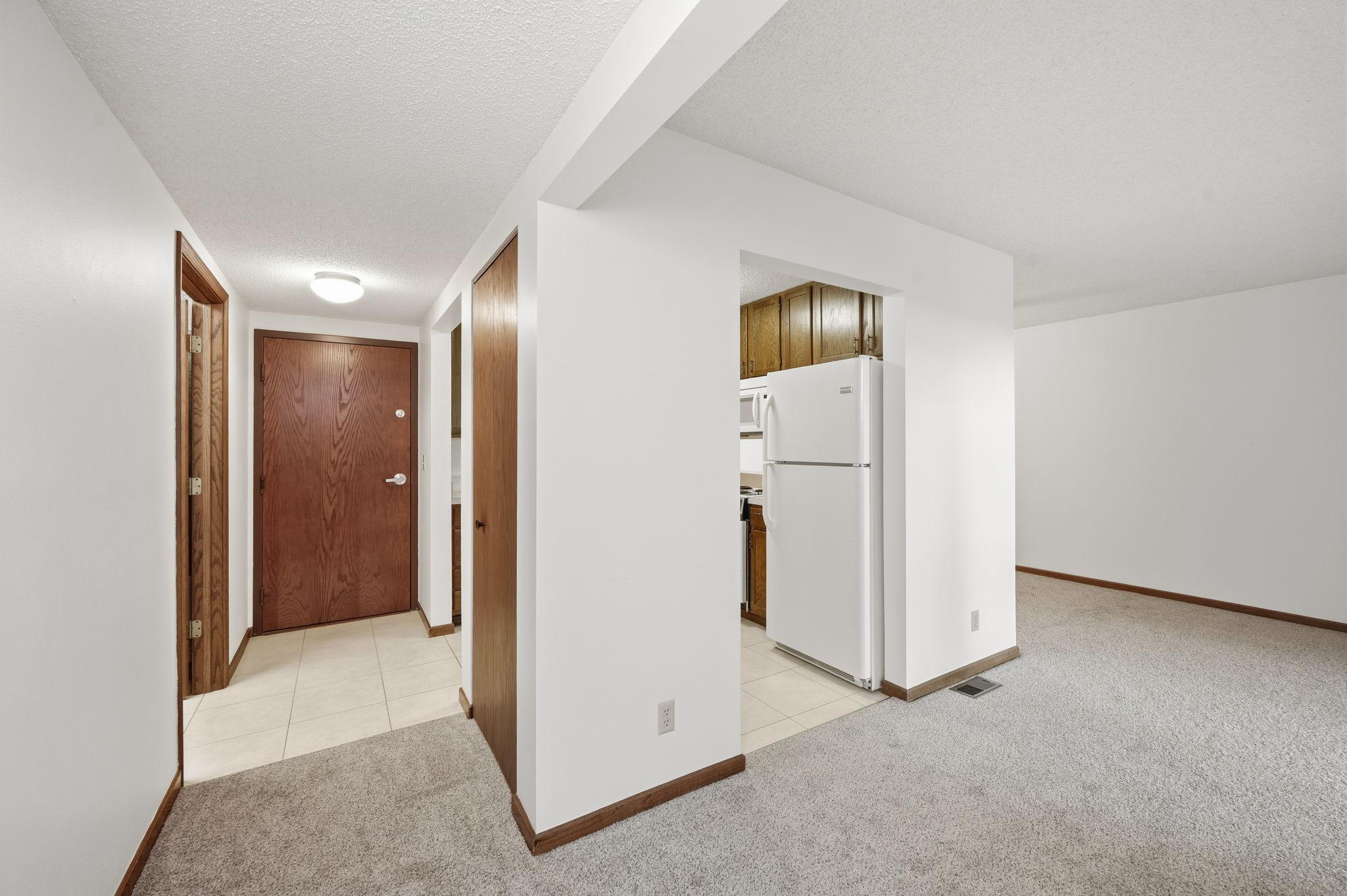 232 S Dewey Street 101 Property Photo 9
