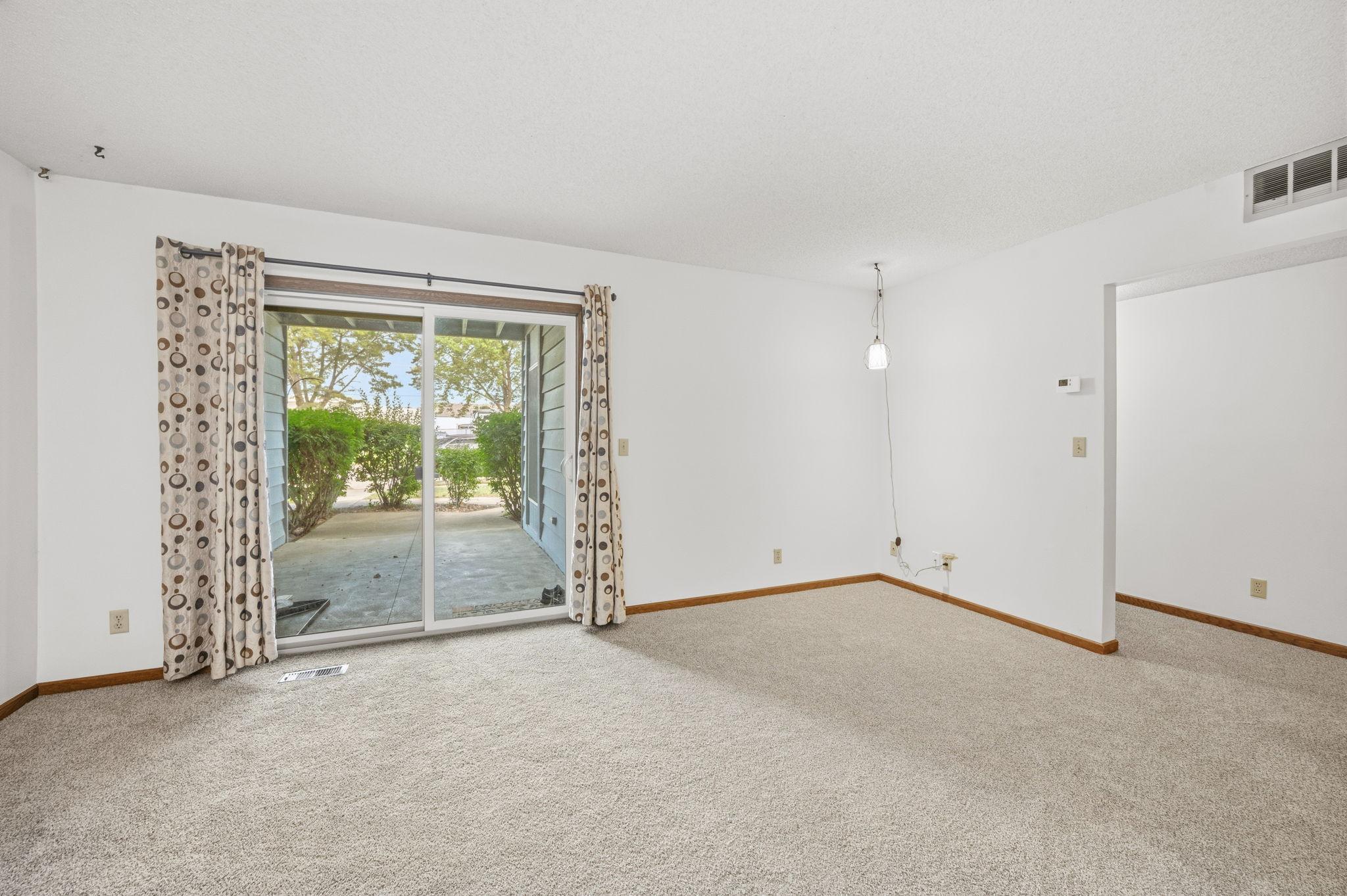 232 S Dewey Street 101 Property Photo 14