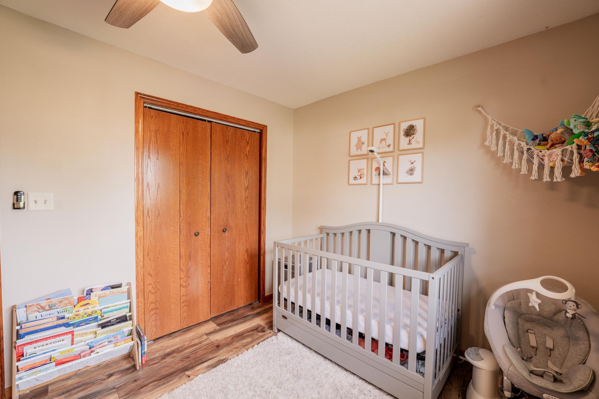 1127 5th Street E Property Photo 18