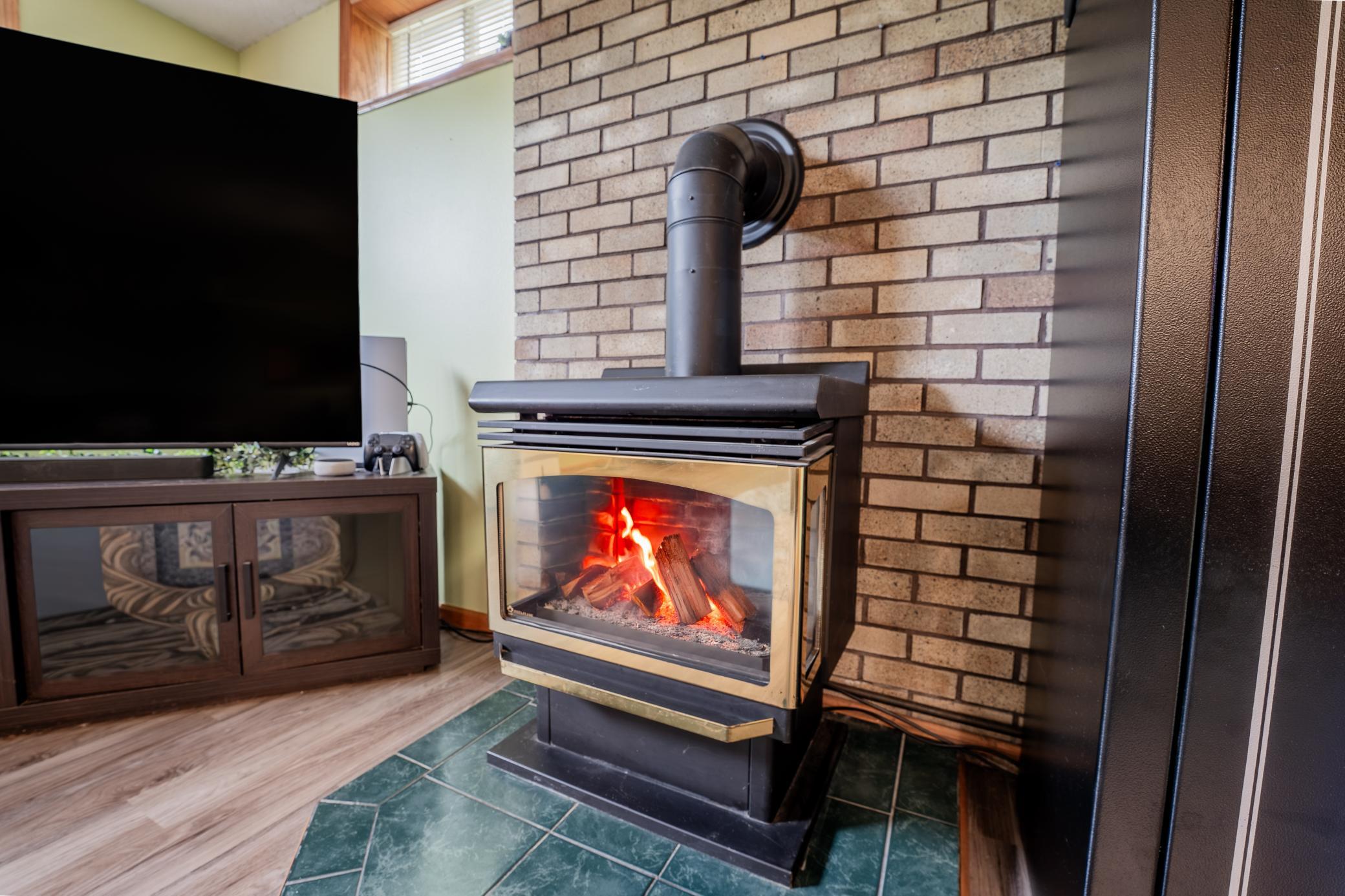 1127 5th Street E Property Photo 31