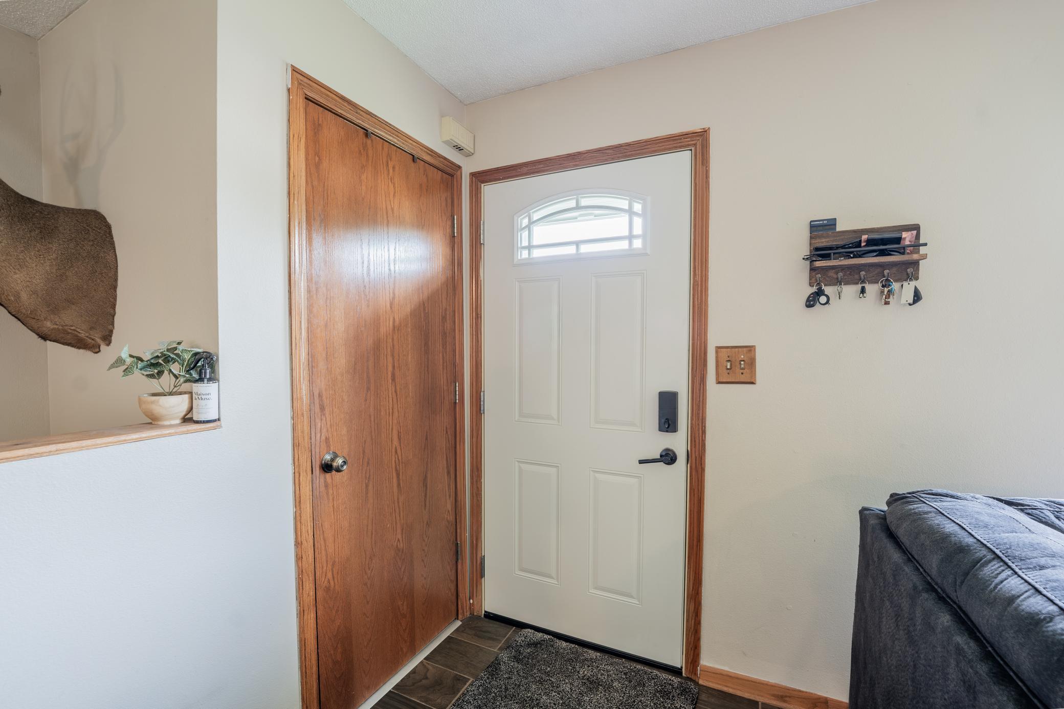 1127 5th Street E Property Photo 33