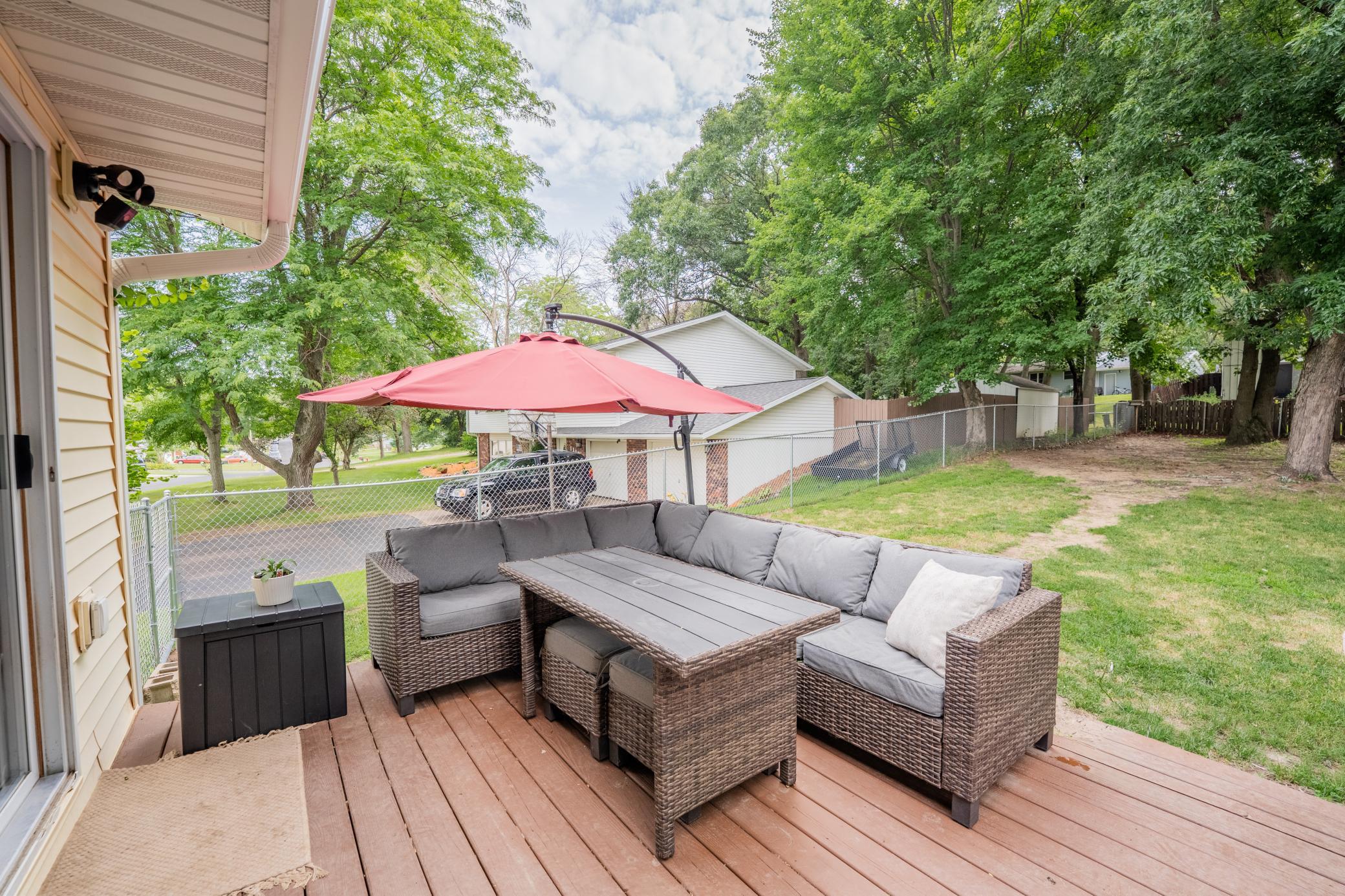 1127 5th Street E Property Photo 37
