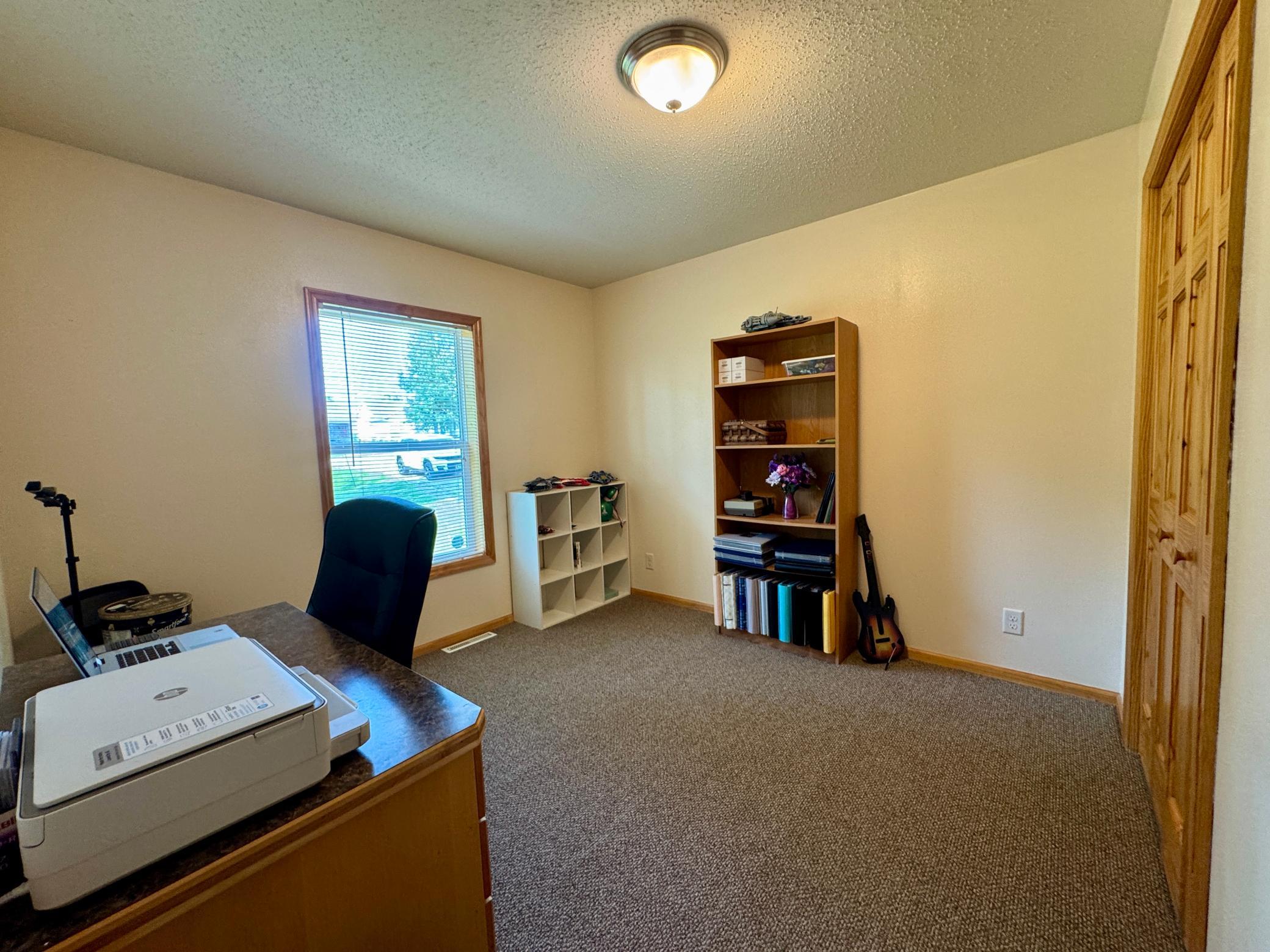 5252 Elmwood Court Ne Property Photo 16