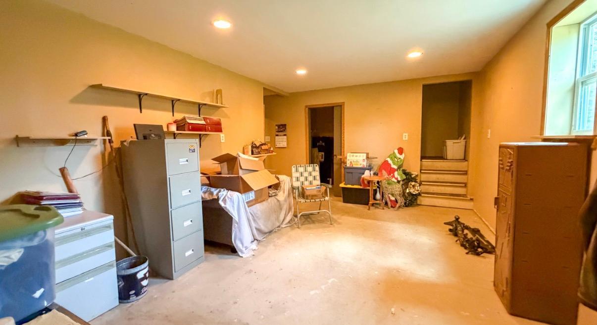 5252 Elmwood Court Ne Property Photo 21