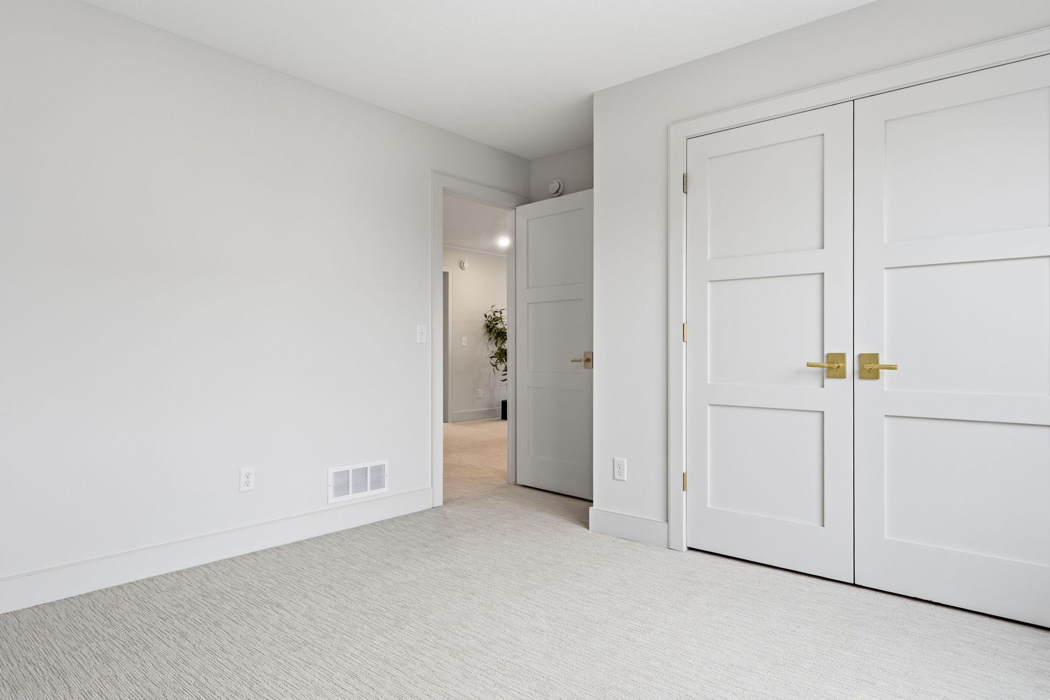 3149 Inverness Lane Property Photo 28