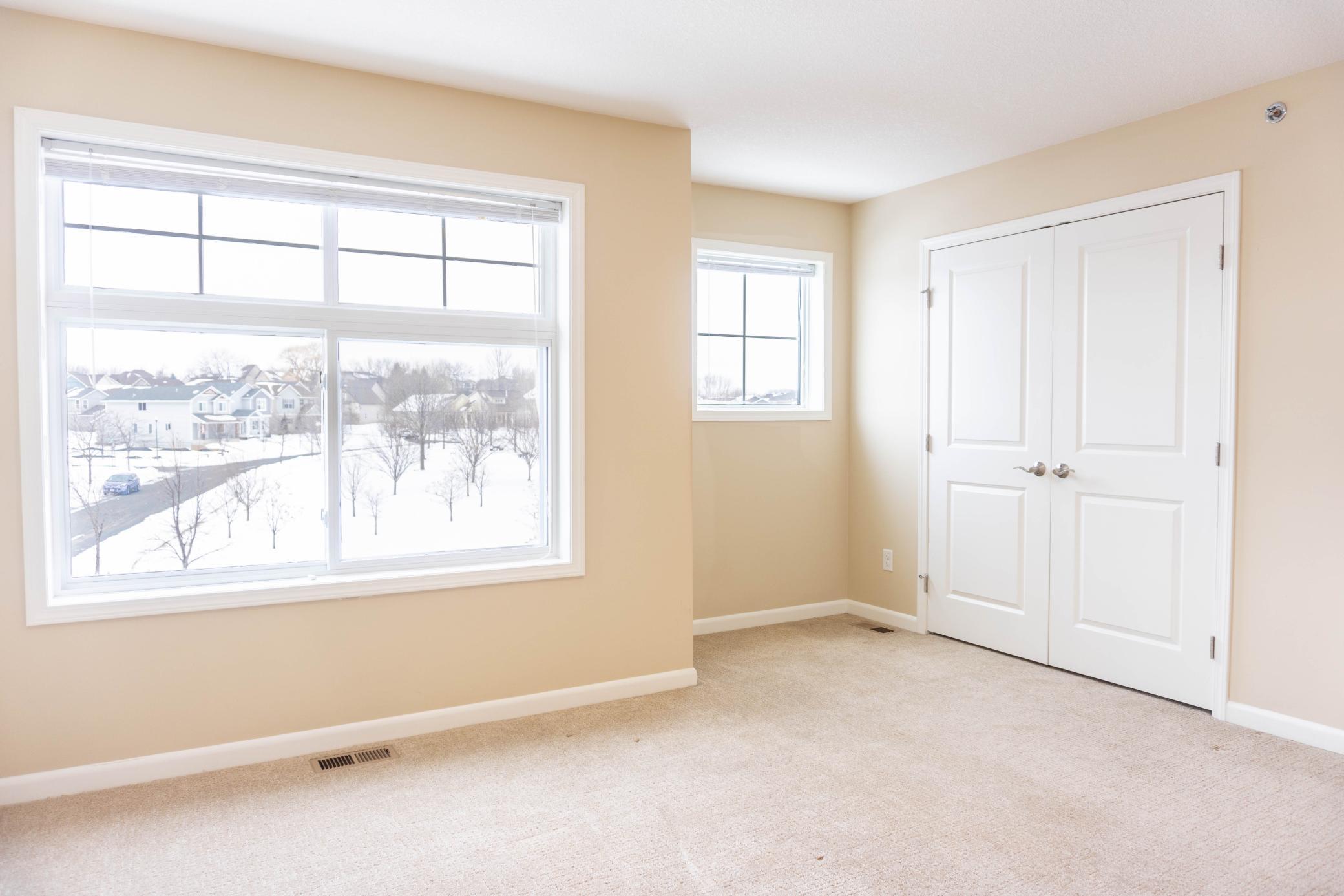 2952 Clover Ridge Drive Property Photo 18