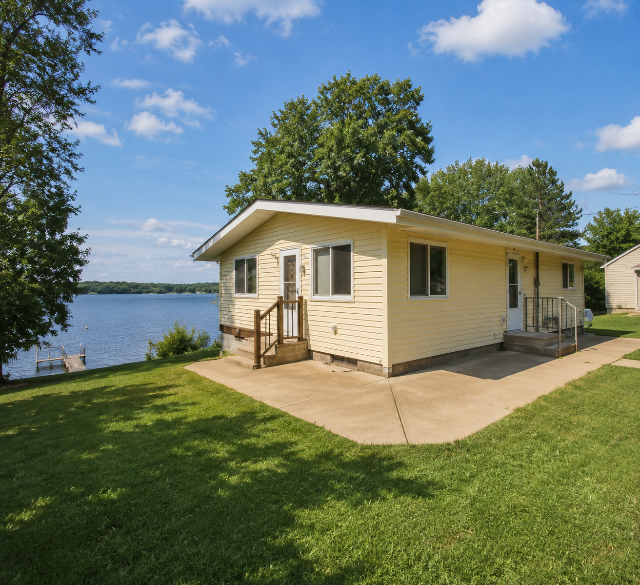 32727 Nuthatch Avenue Property Photo 2