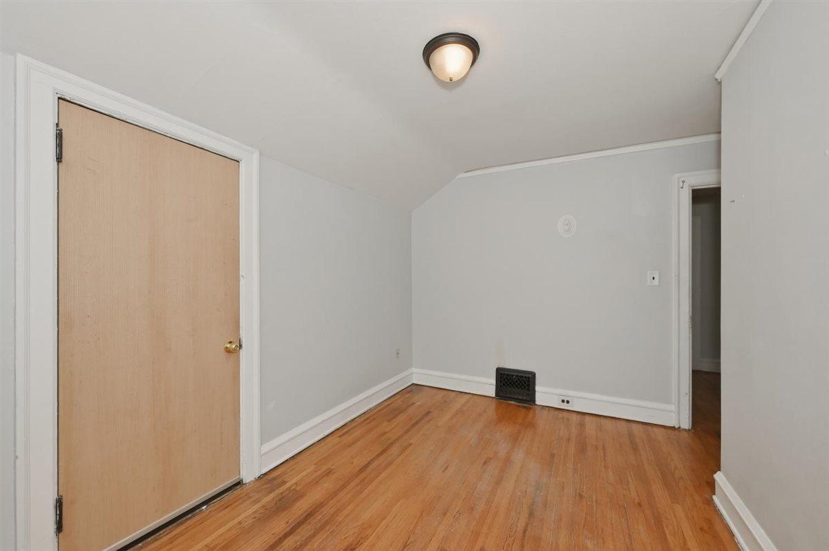 611 Lincoln Parkway Property Photo 13
