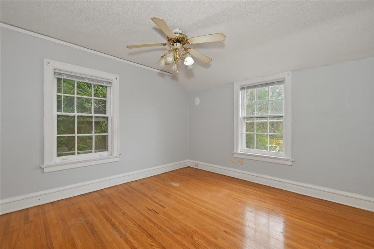 611 Lincoln Parkway Property Photo 14