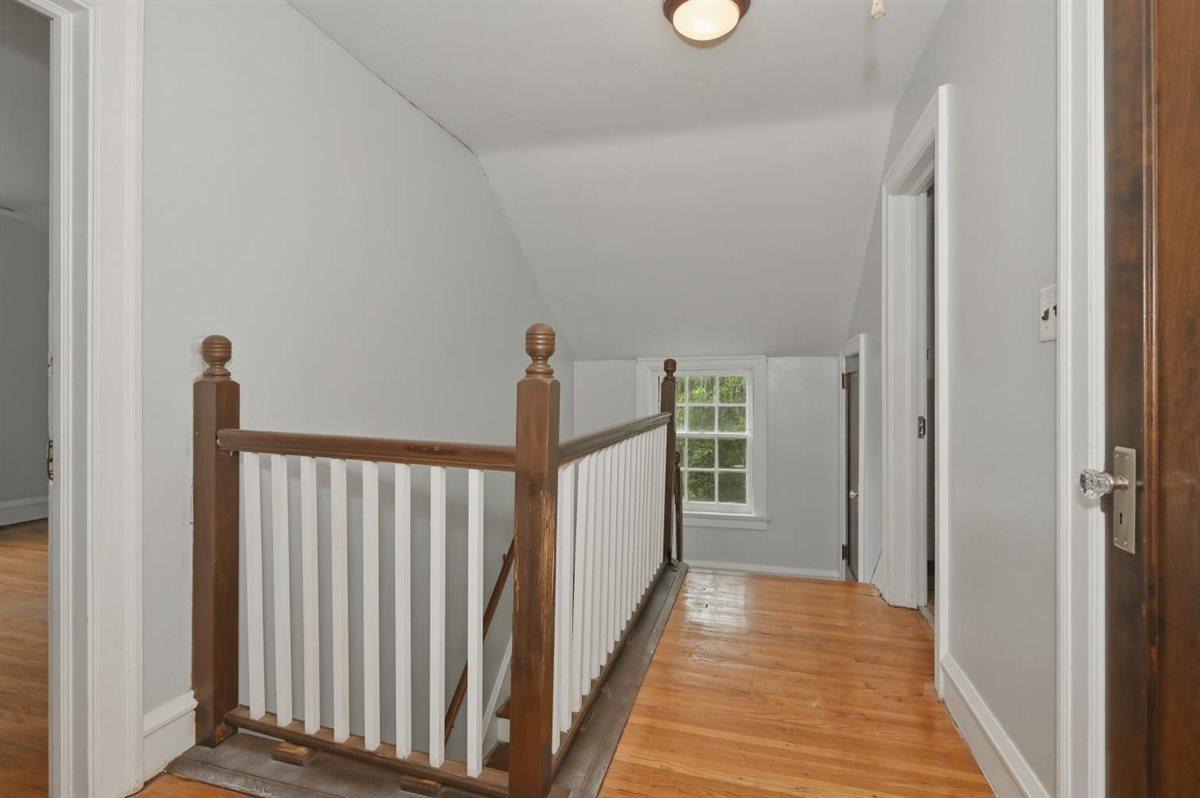 611 Lincoln Parkway Property Photo 18