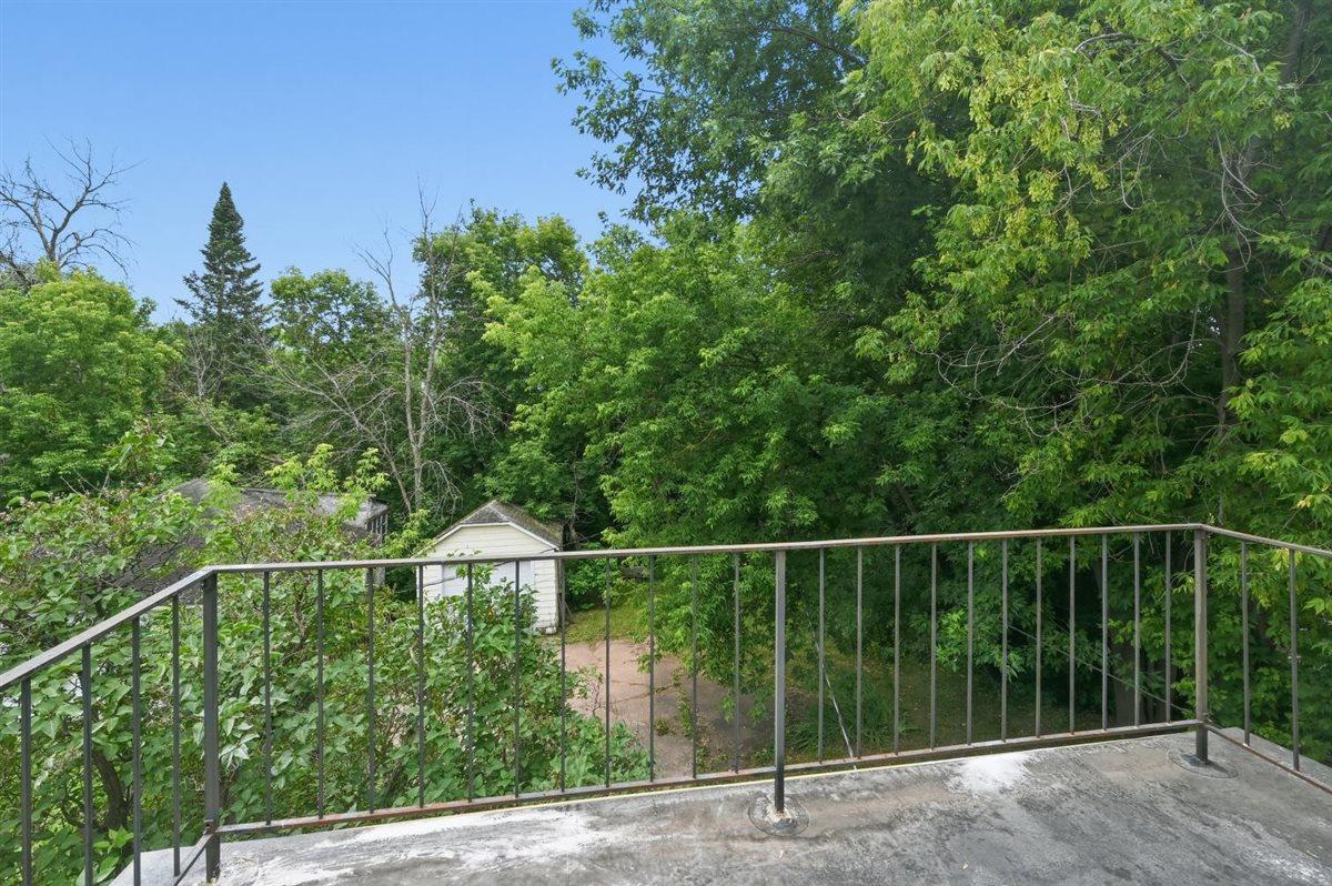 611 Lincoln Parkway Property Photo 22