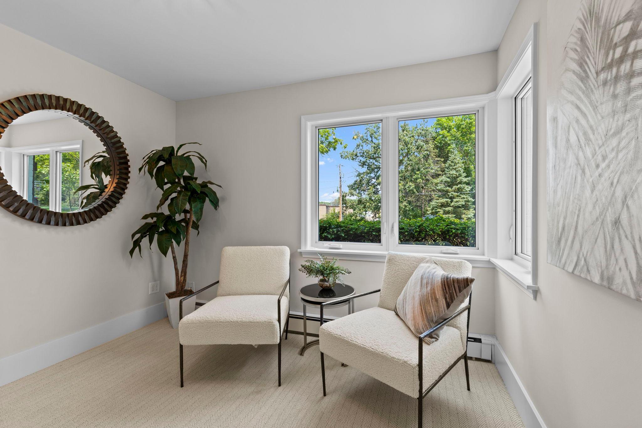 14819 Margaret Place Property Photo 32