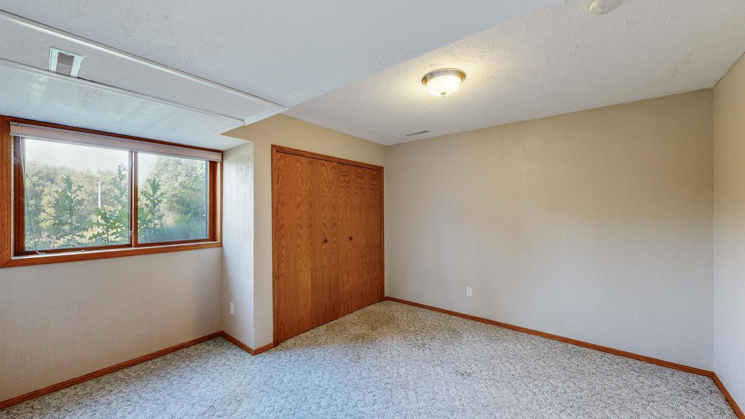 1920 10th Avenue Ne Property Photo 13