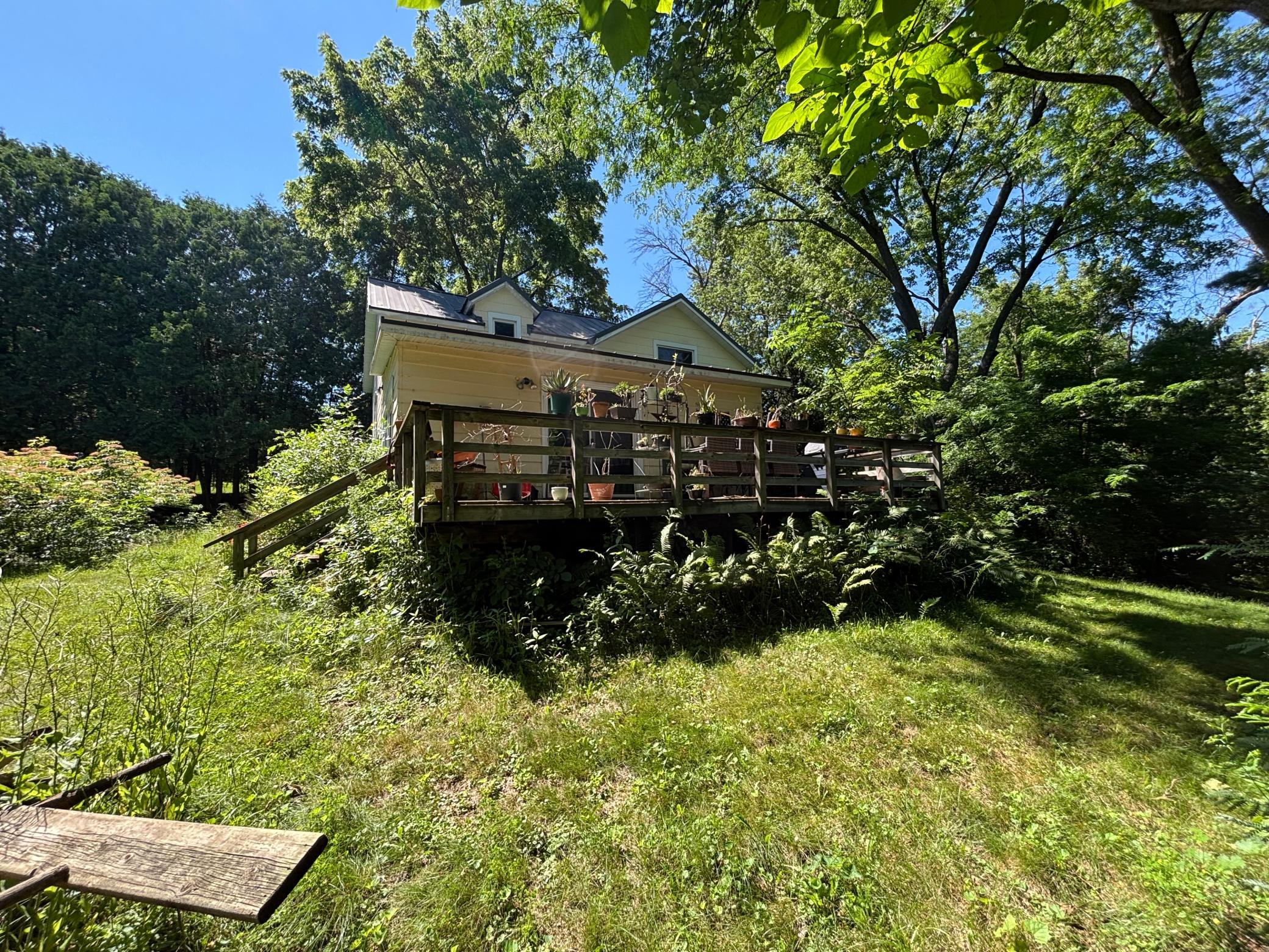 505 Ridge Road S Property Photo 3