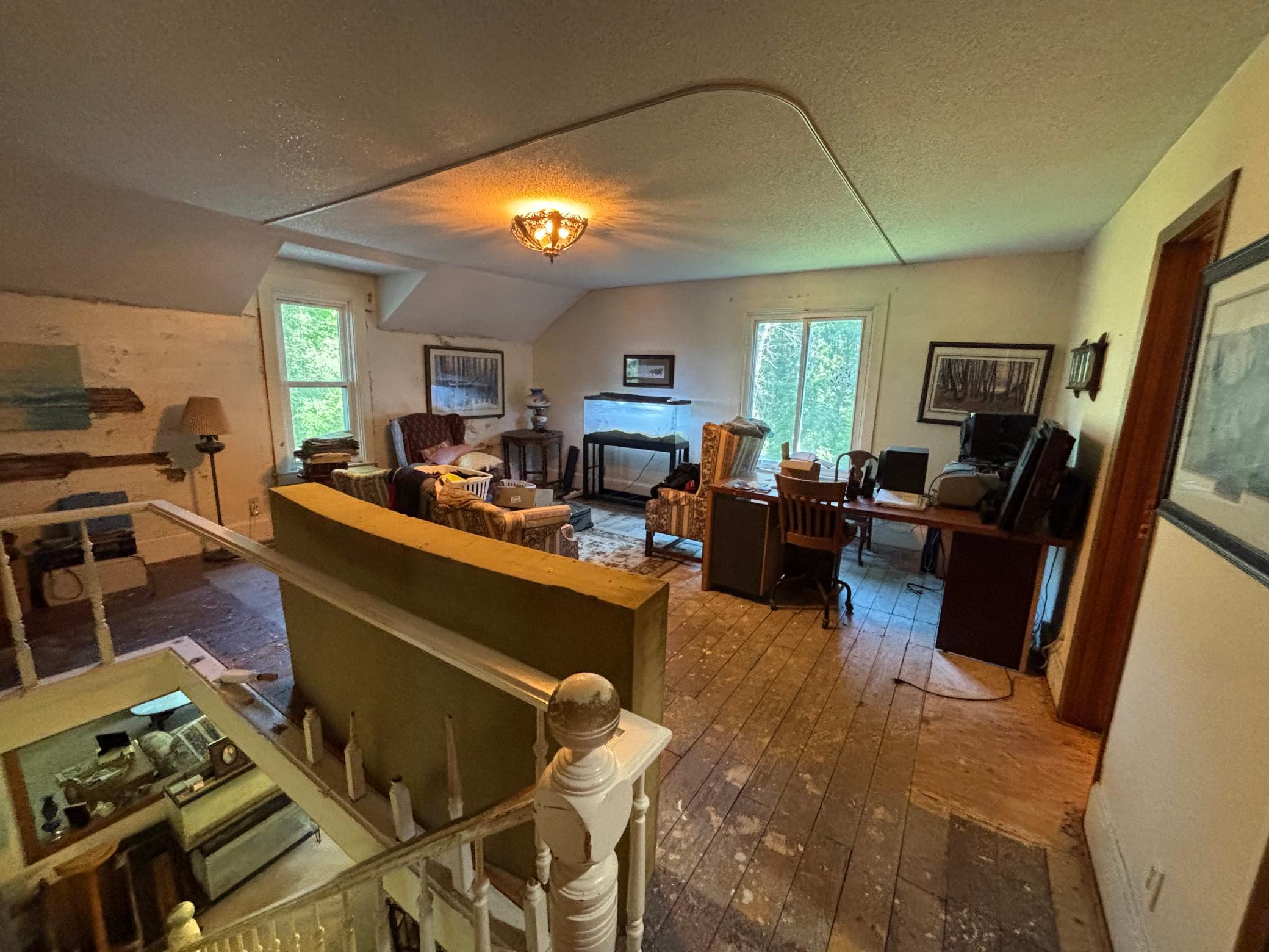 505 Ridge Road S Property Photo 7