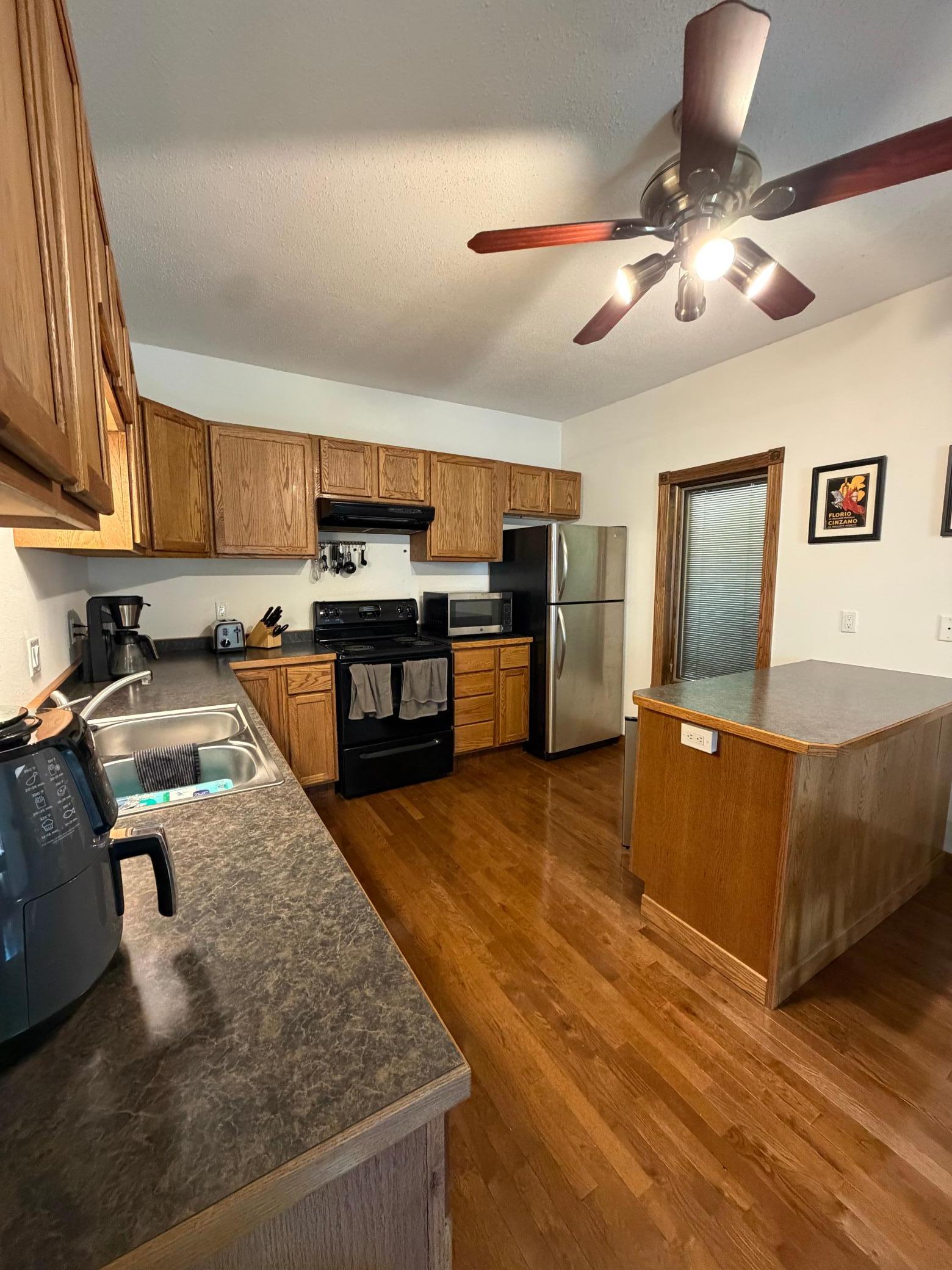 409 9th Street S Property Photo 4