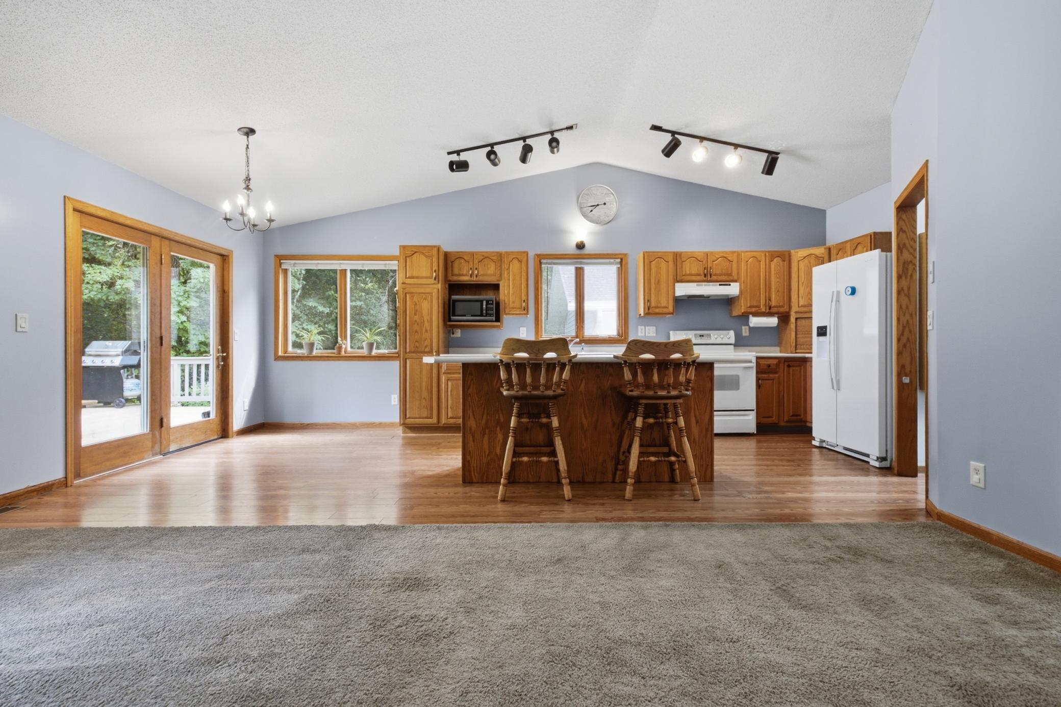 10878 Brent Drive Property Photo 5