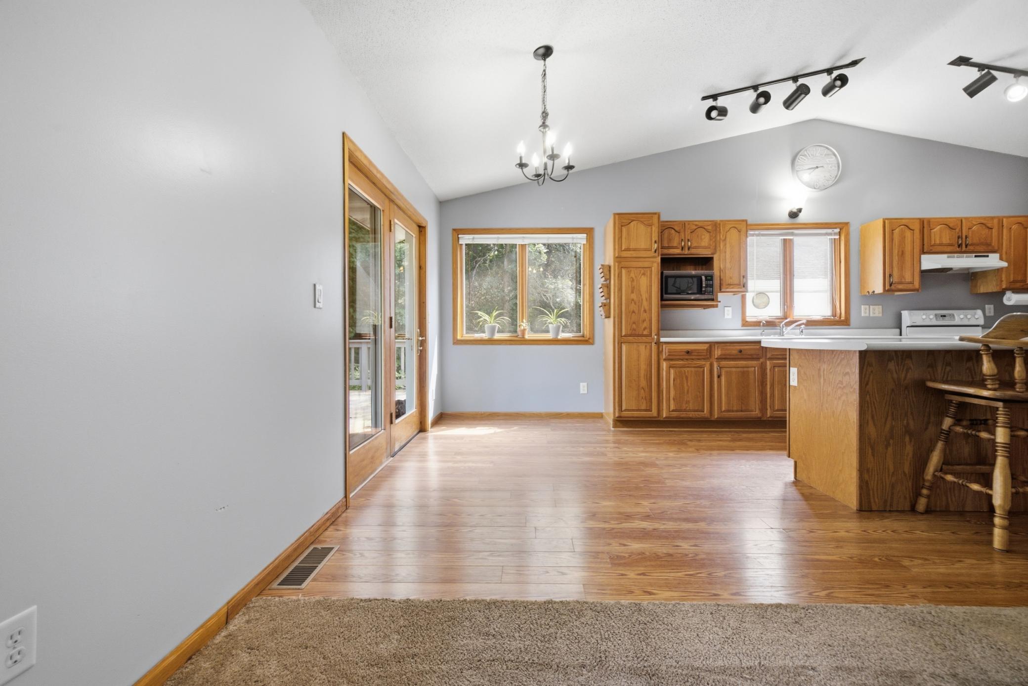 10878 Brent Drive Property Photo 6