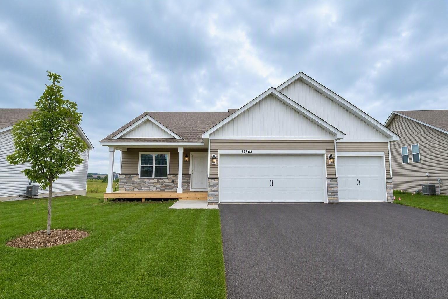 17468 Dulles Lane Property Photo 1