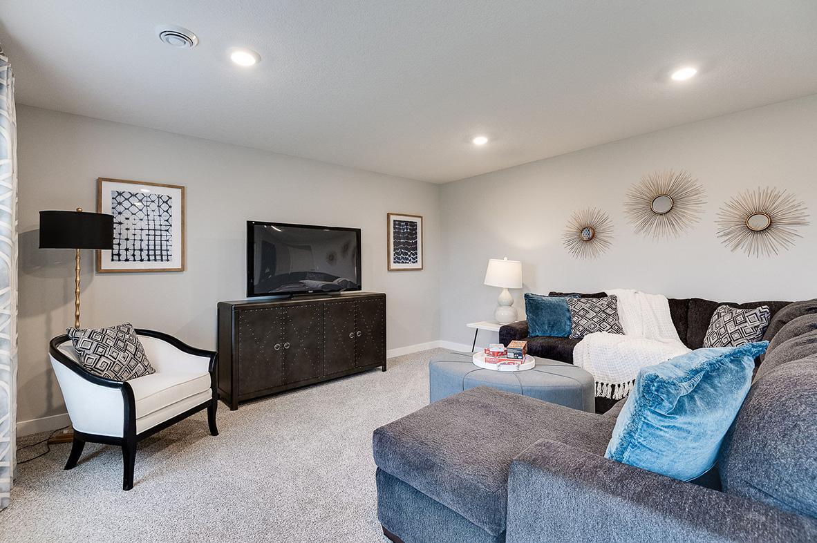 17468 Dulles Lane Property Photo 17