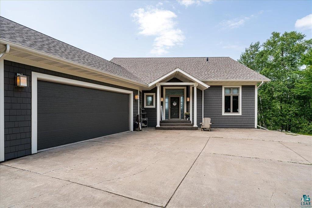 6906 W Van Road Property Photo 2