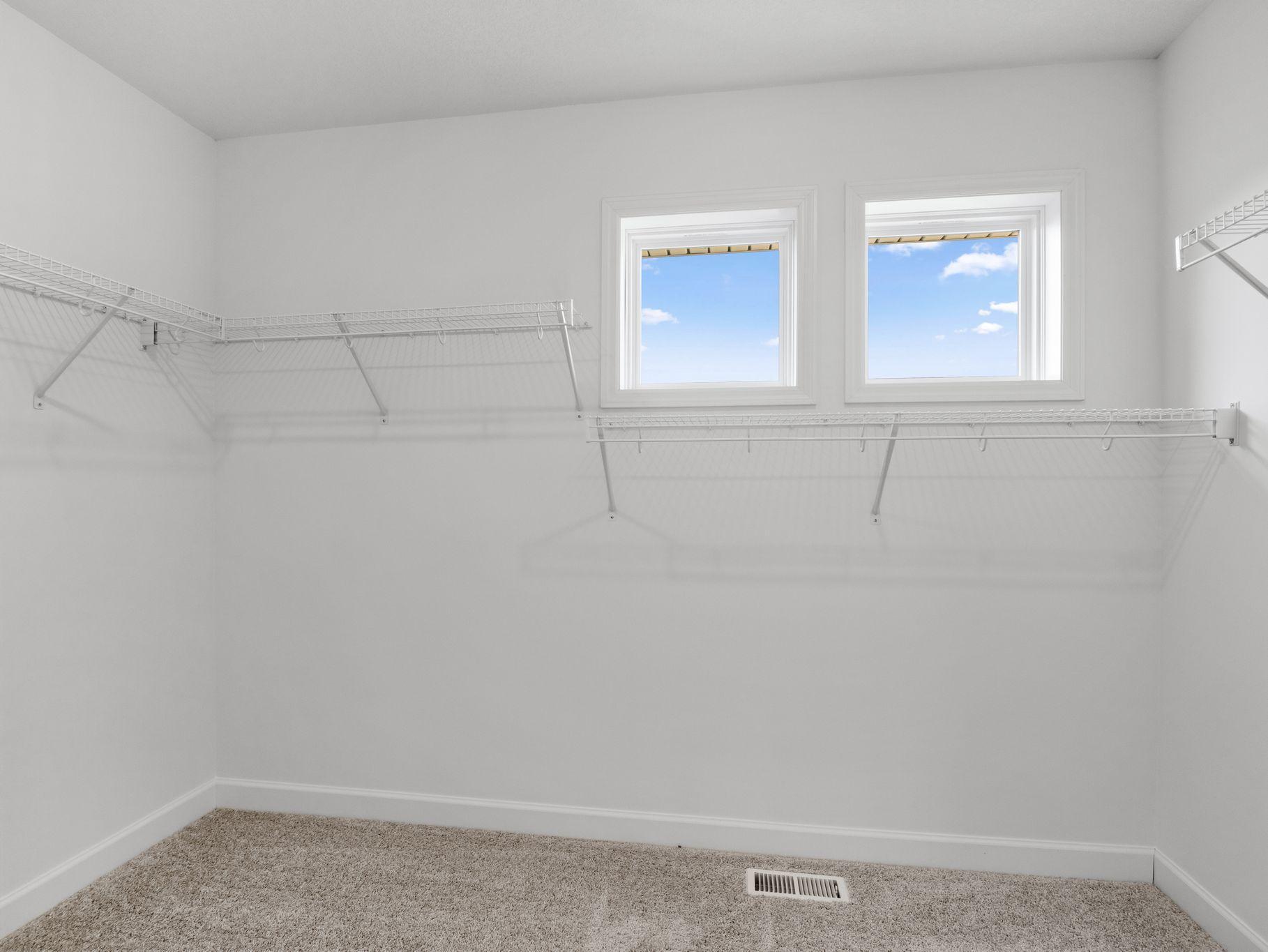 5351 Queens Drive Nw Property Photo 14