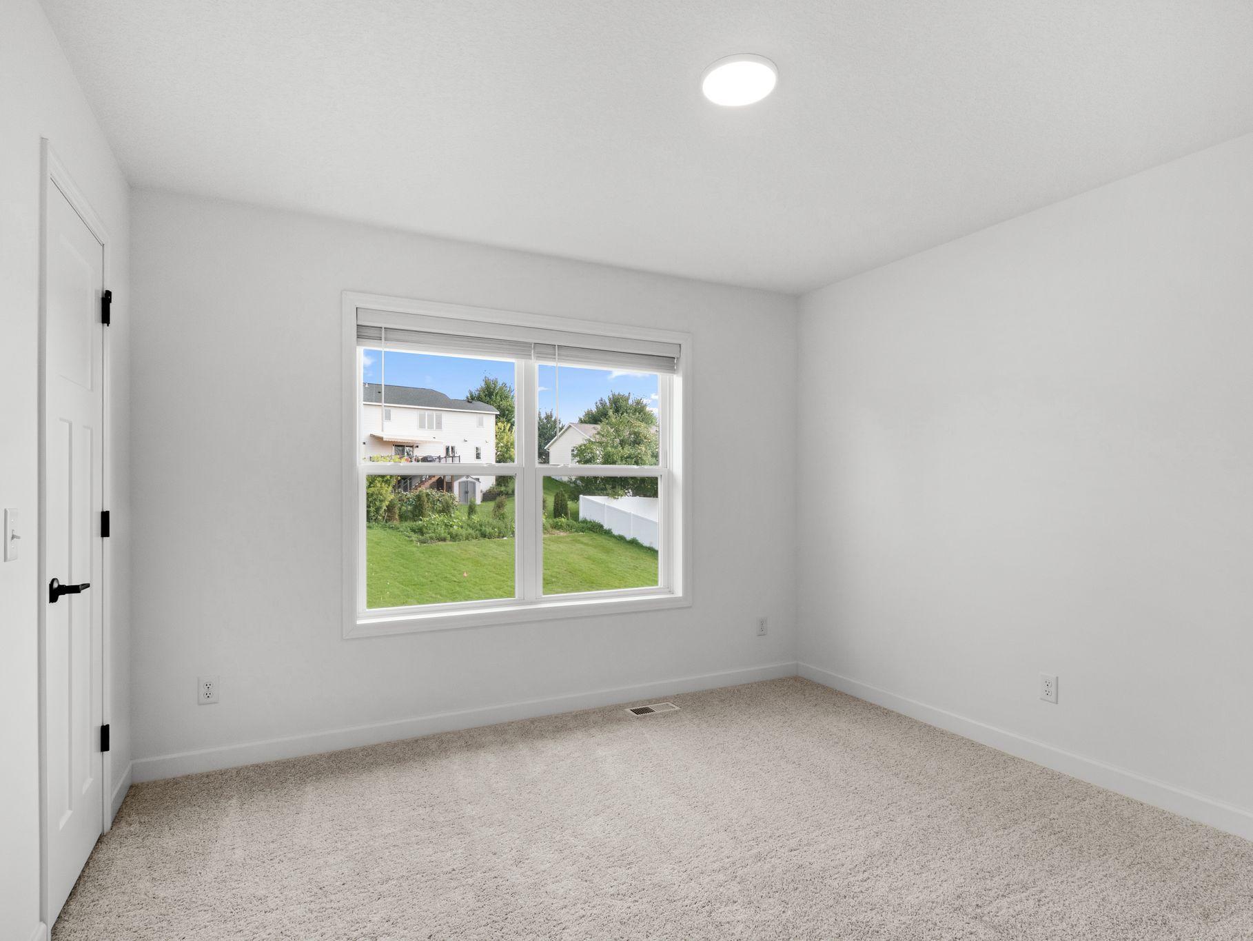 5351 Queens Drive Nw Property Photo 16