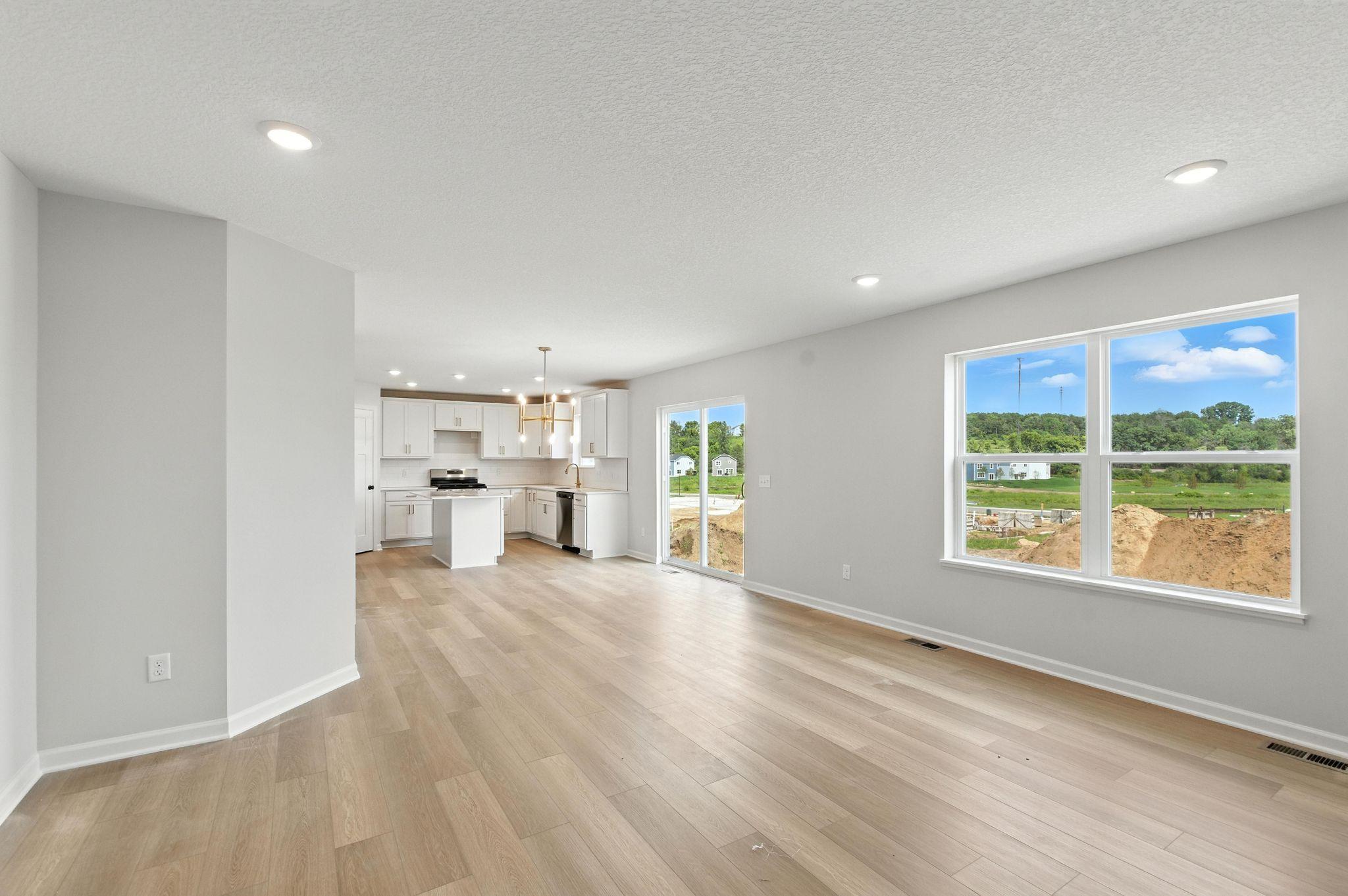 11614 16th Circle Ne Property Photo 8