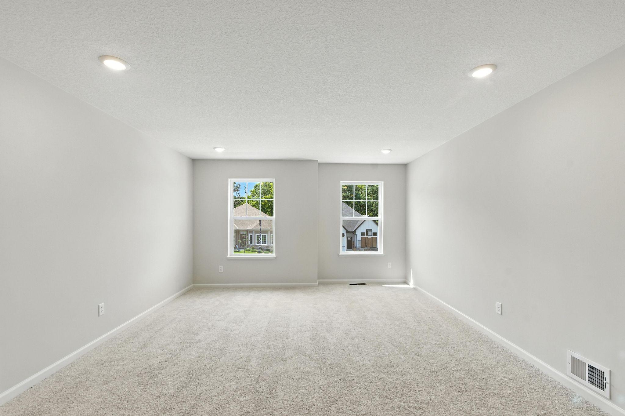 11614 16th Circle Ne Property Photo 9