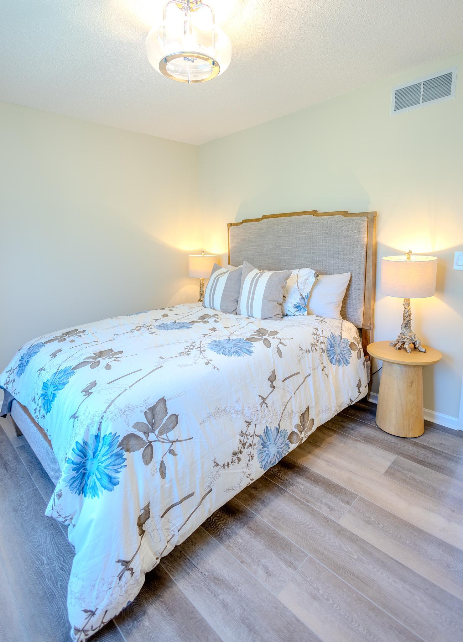16210 39th Place N Property Photo 43