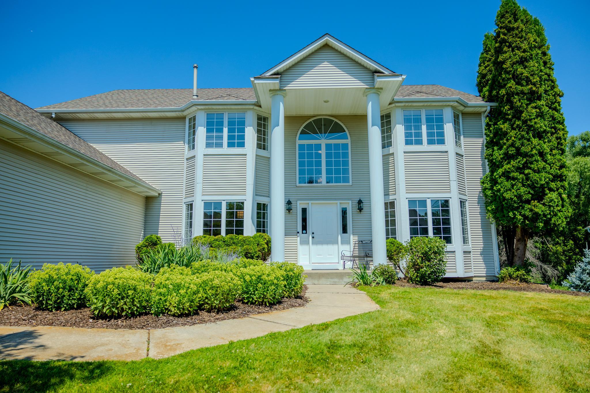 16210 39th Place N Property Photo 53