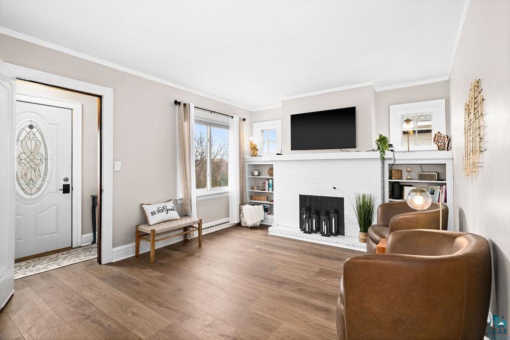 32 Laurel Avenue Property Photo 6