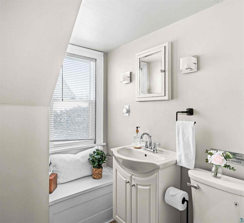 32 Laurel Avenue Property Photo 27