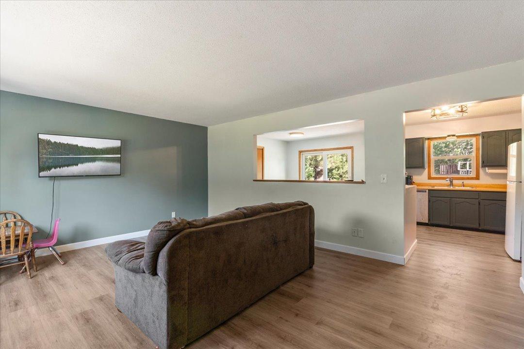 6380 Excelsior Road Property Photo 3