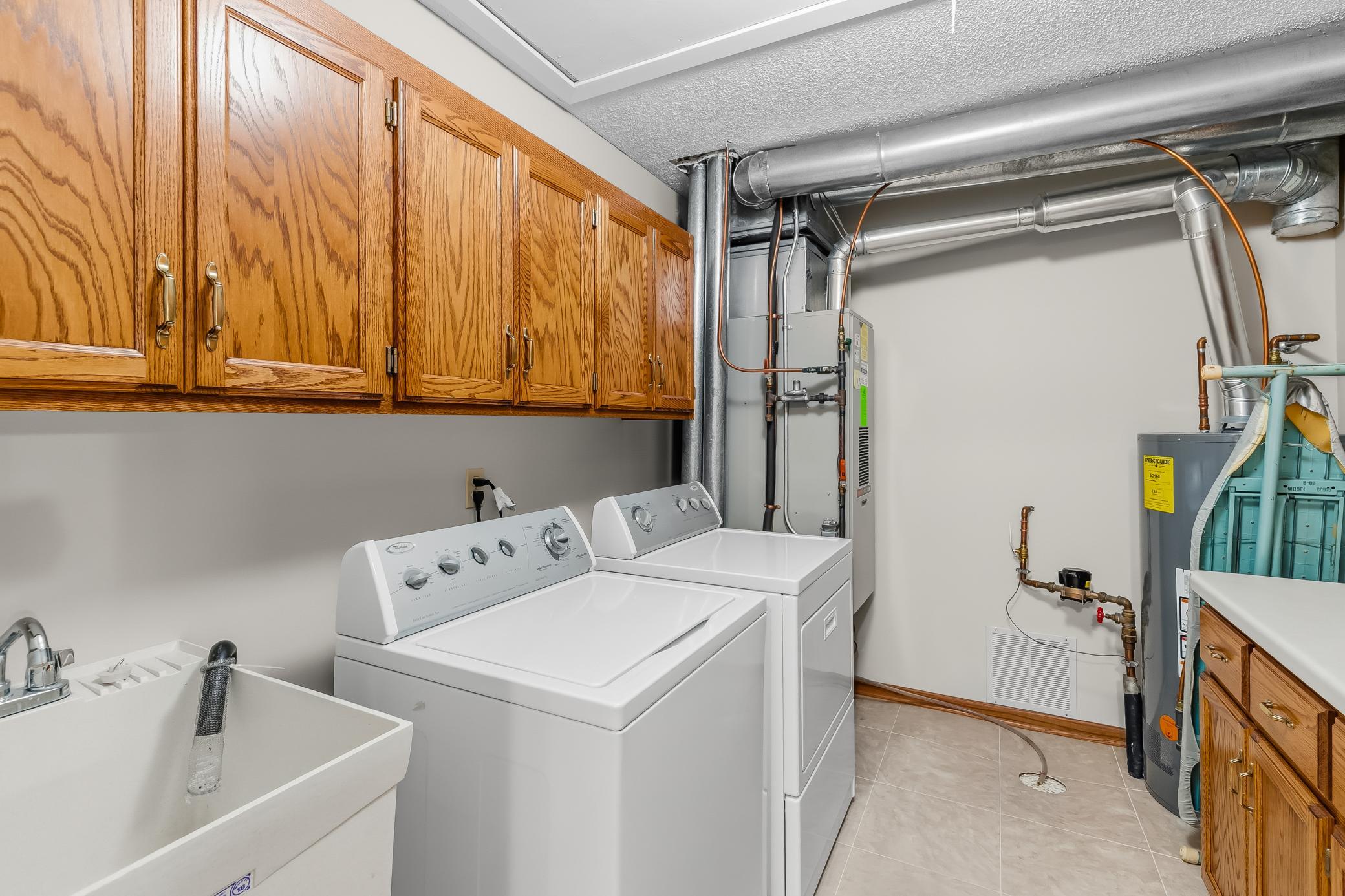 2558 Sumac Circle Property Photo 17