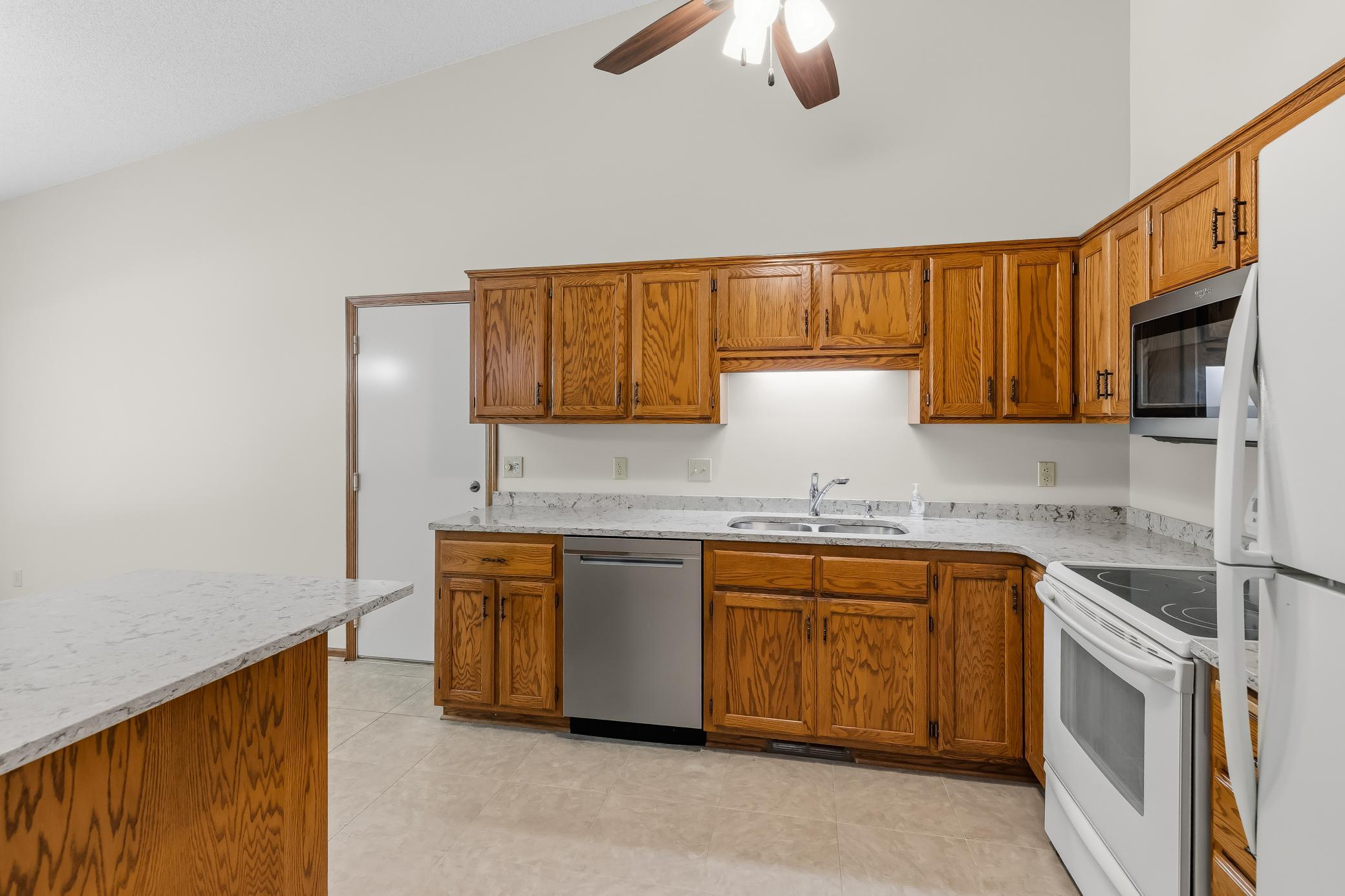 2558 Sumac Circle Property Photo 18