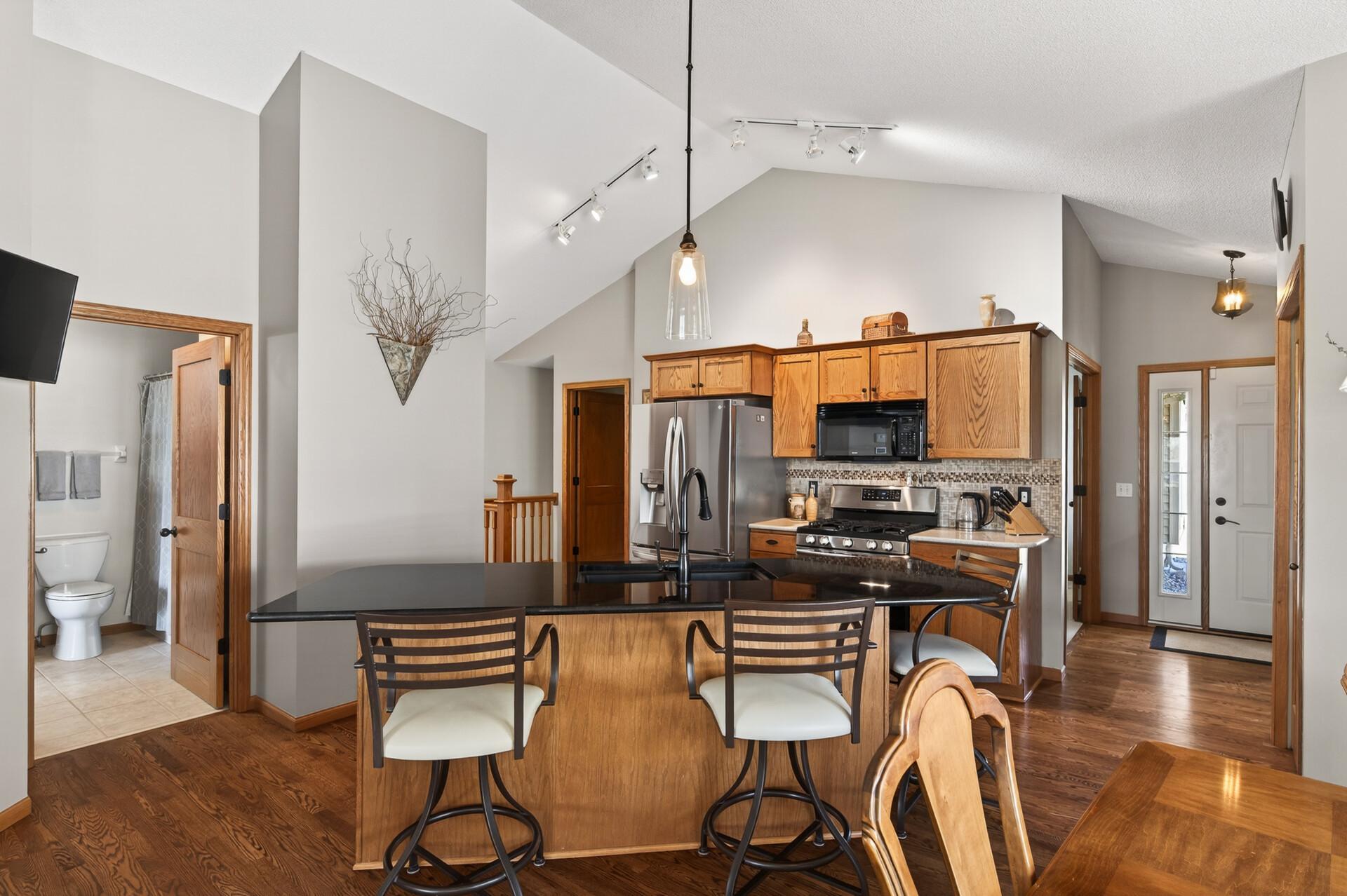 6161 Boulder Ridge Drive Property Photo 3