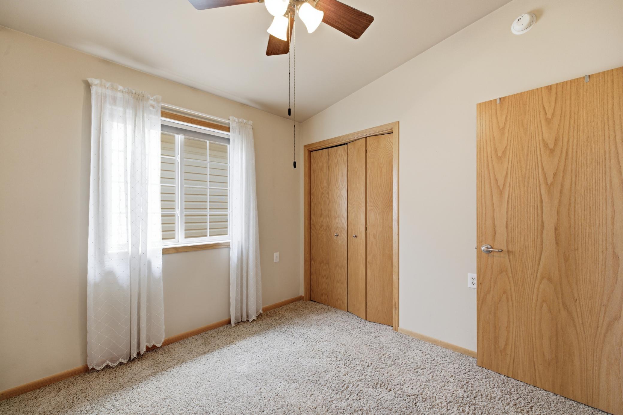 600 6th Street E 3 Property Photo 14