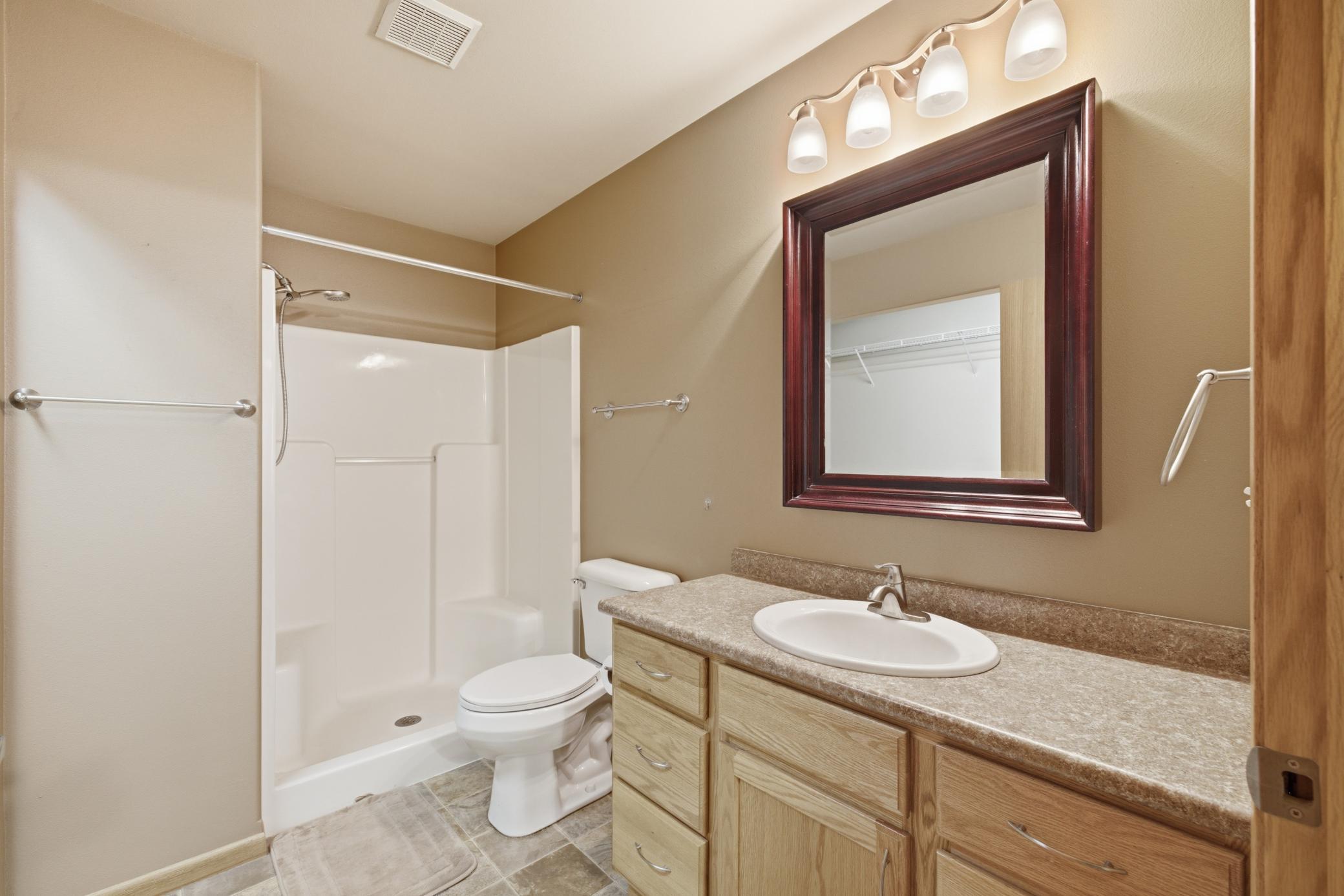 600 6th Street E 3 Property Photo 29