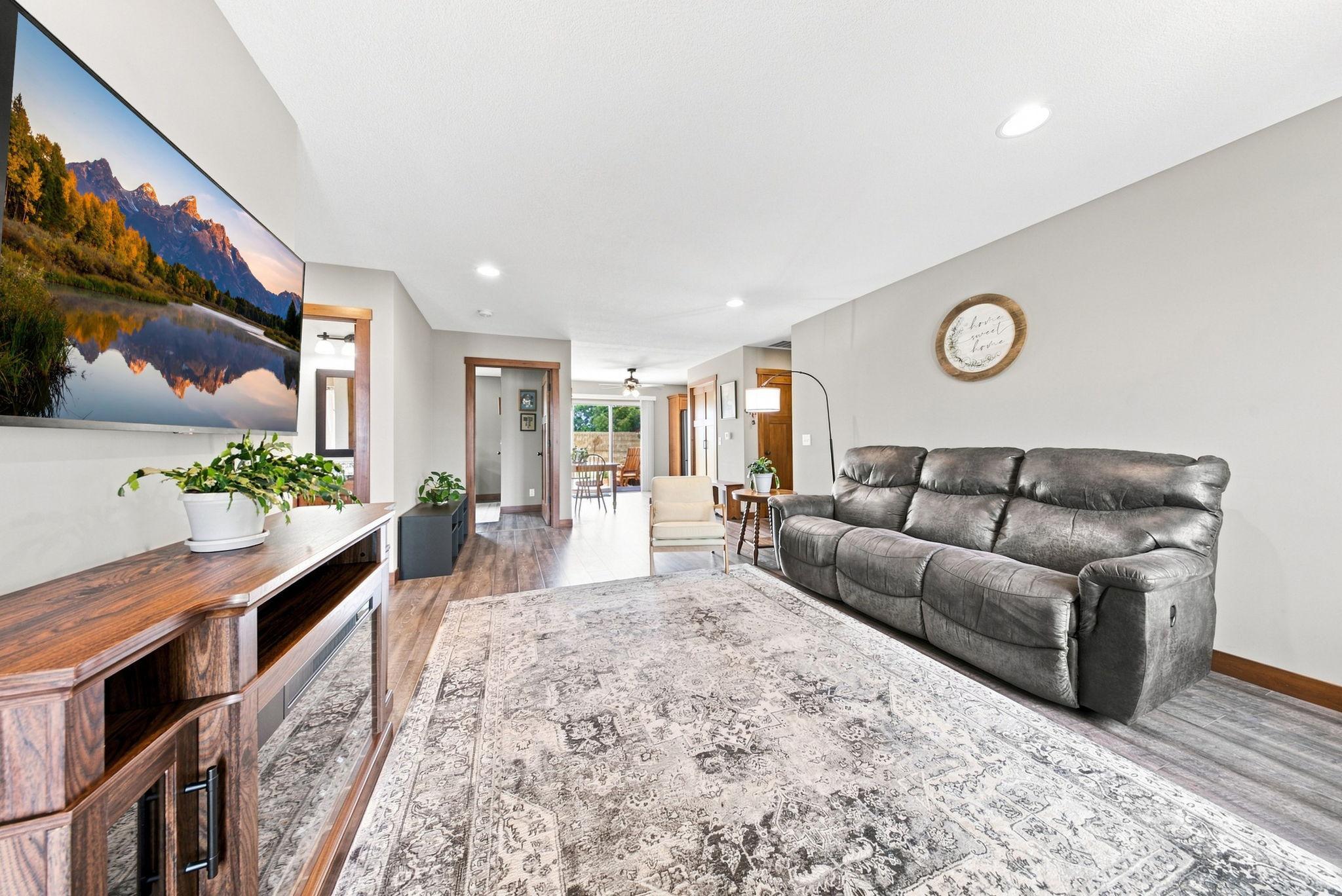 1741 Redhead Avenue Property Photo 2