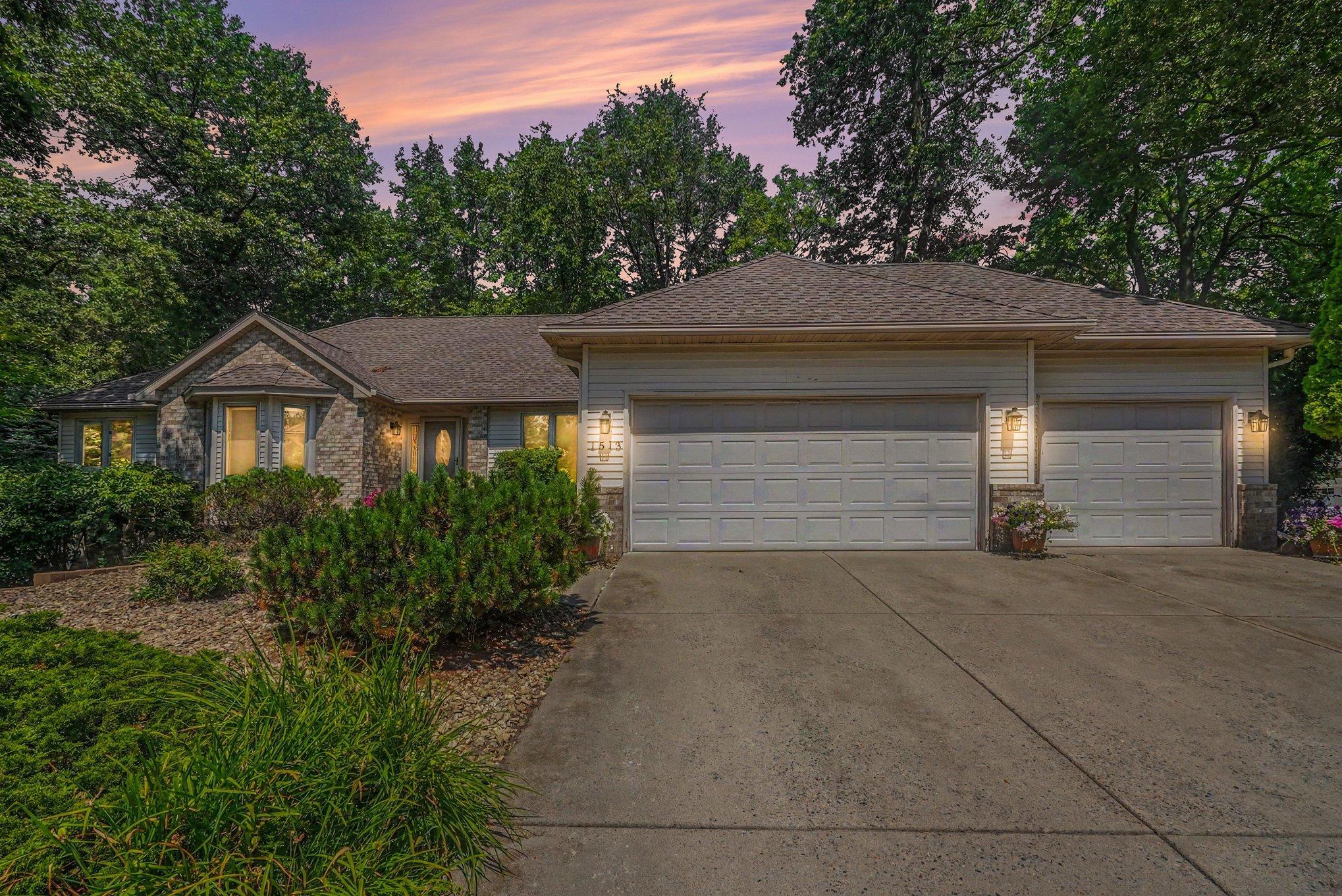 1513 Broken Oak Court Property Photo 1