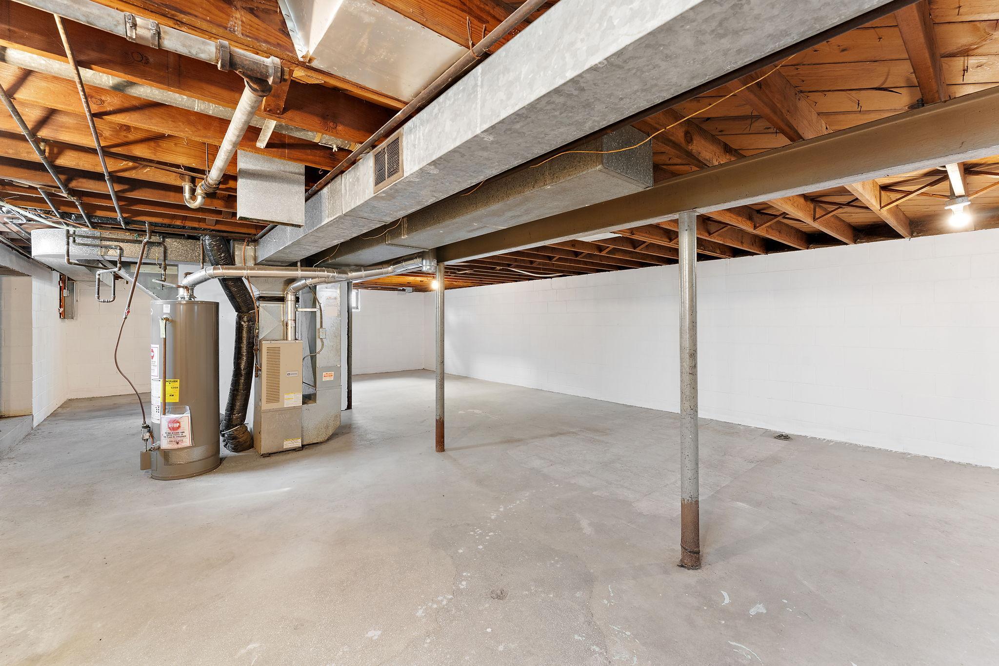 5906 Dupont Avenue N Property Photo 18