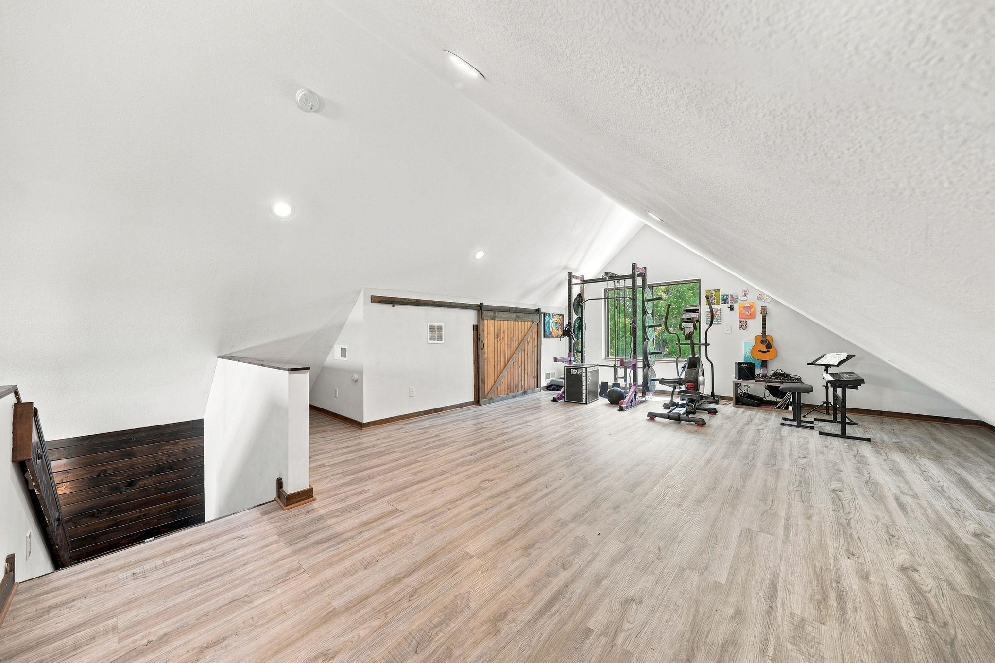 6685 Fairfax Way Property Photo 17