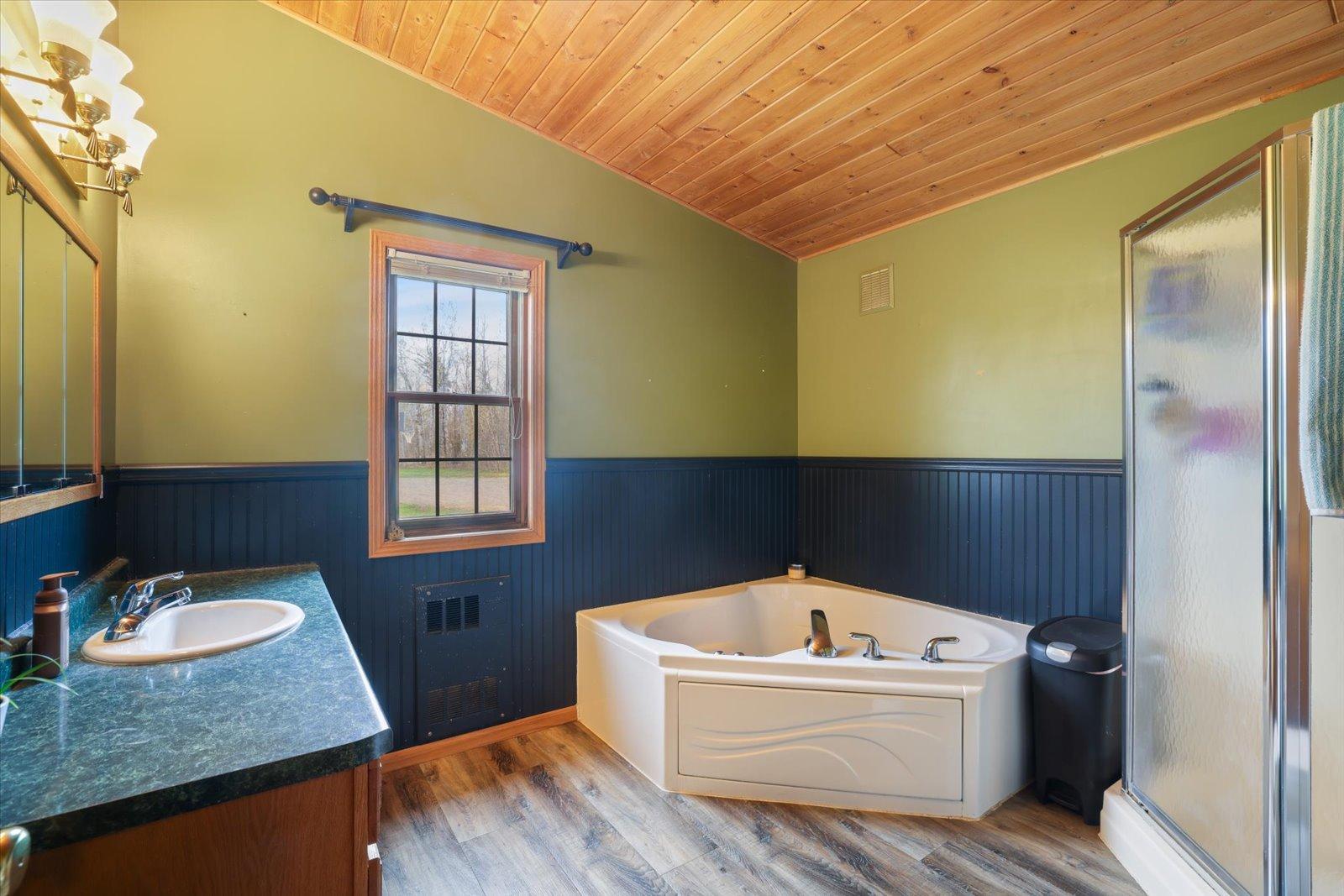 1102 Prairie River Trail Property Photo 14