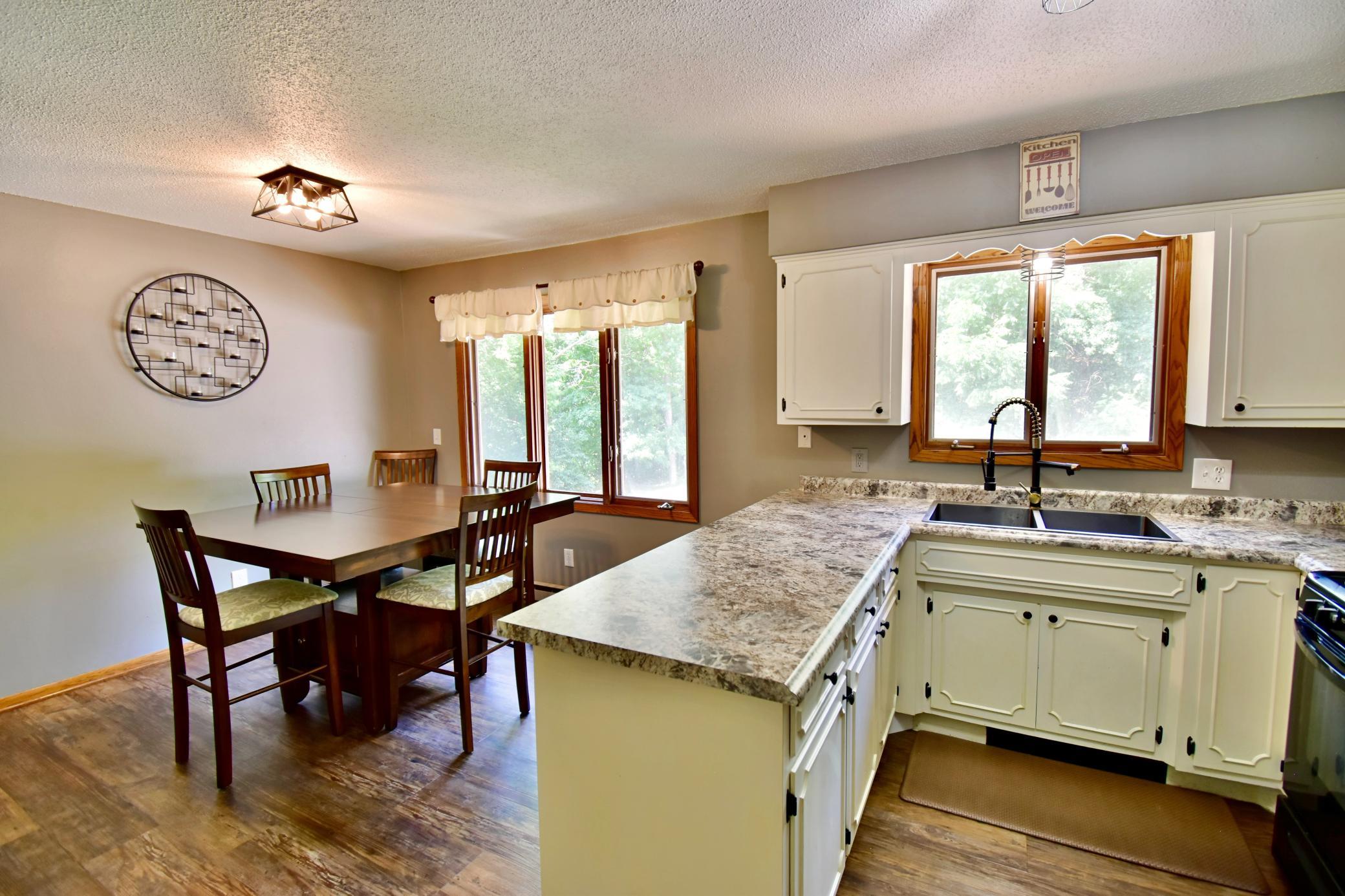 1211 County Road 2 S Property Photo 7