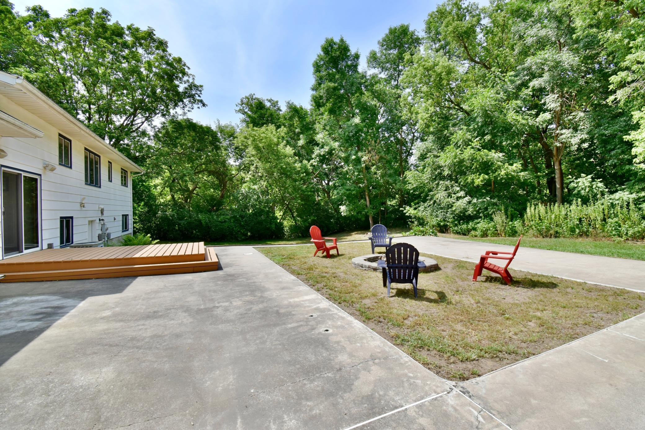 1211 County Road 2 S Property Photo 20