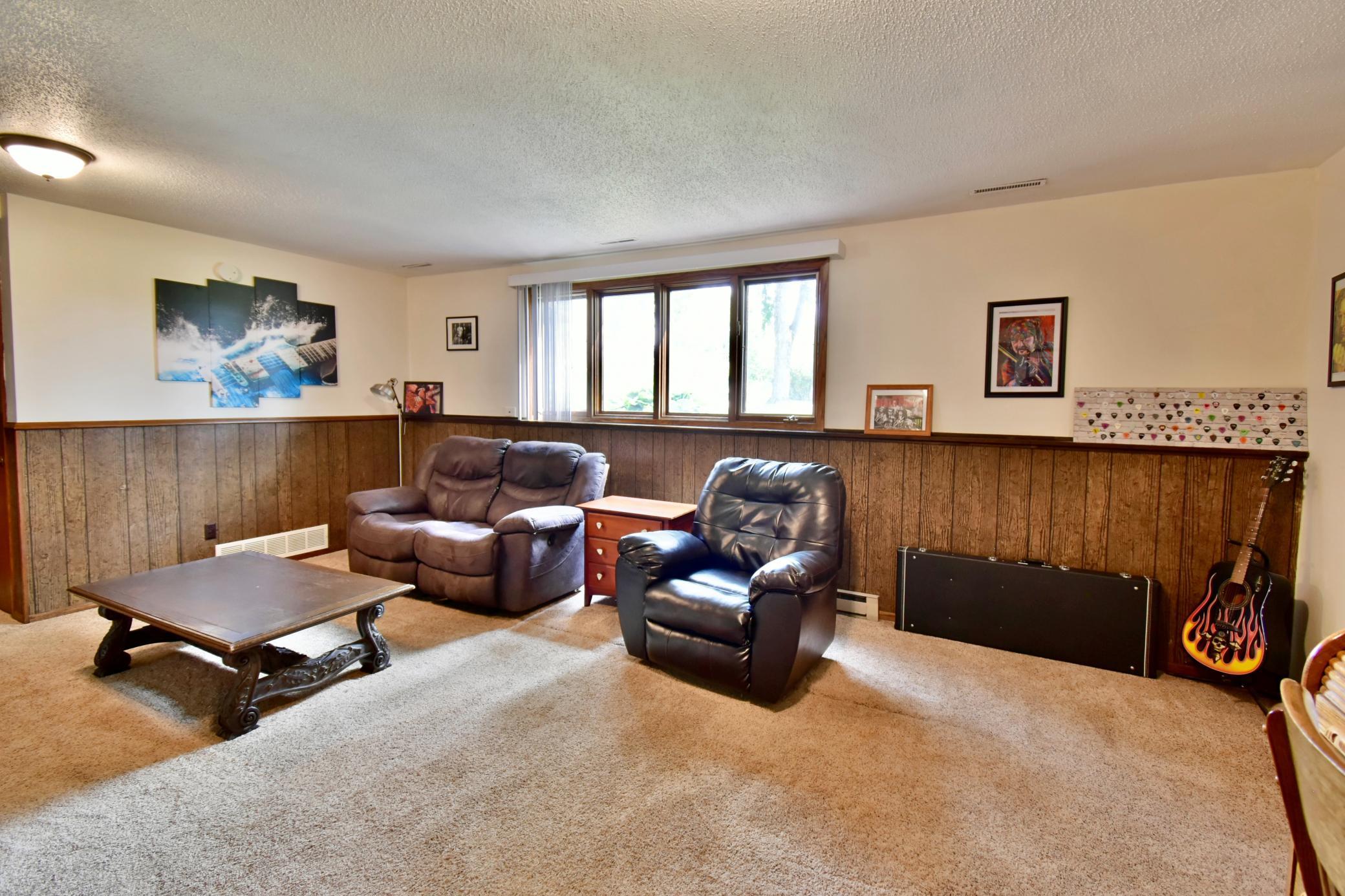 1211 County Road 2 S Property Photo 30